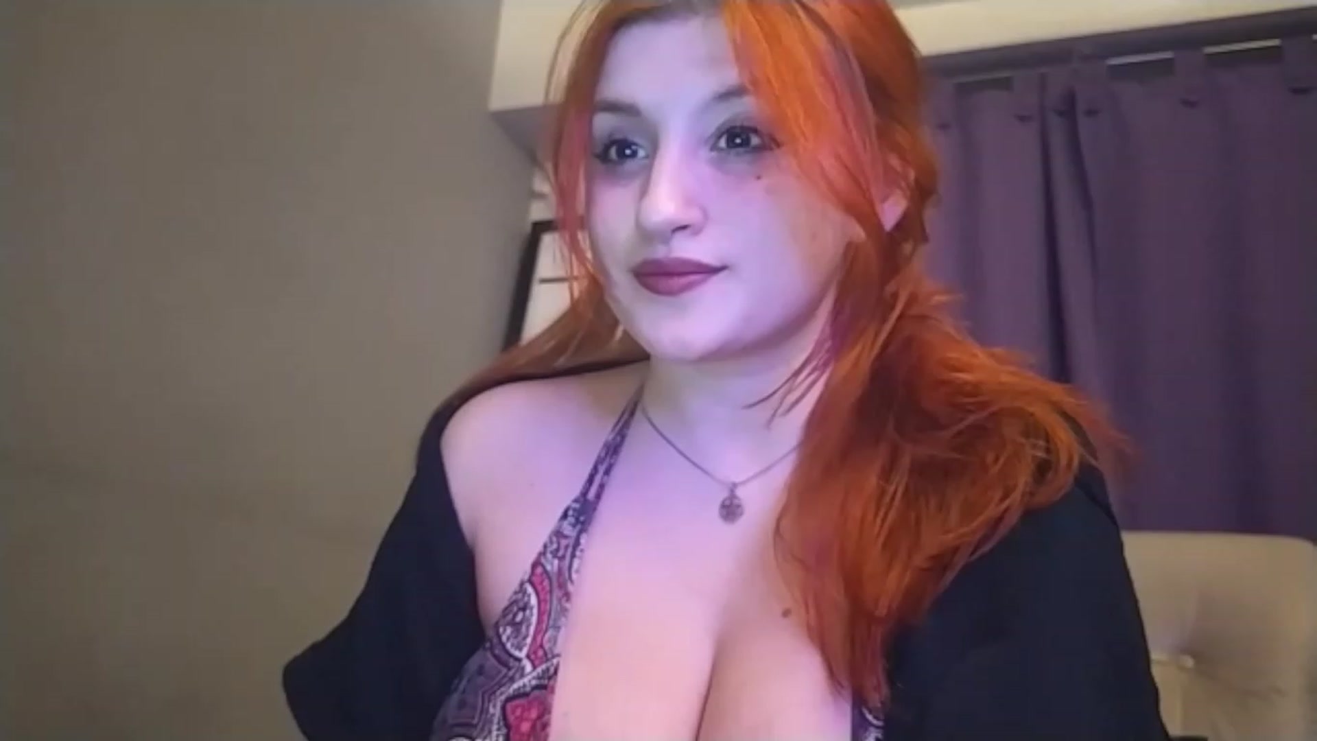 Gallery image thumbnail from BdayPanda's myfreecams stream on, 04/02/2023, 06:19 image 5 of 20