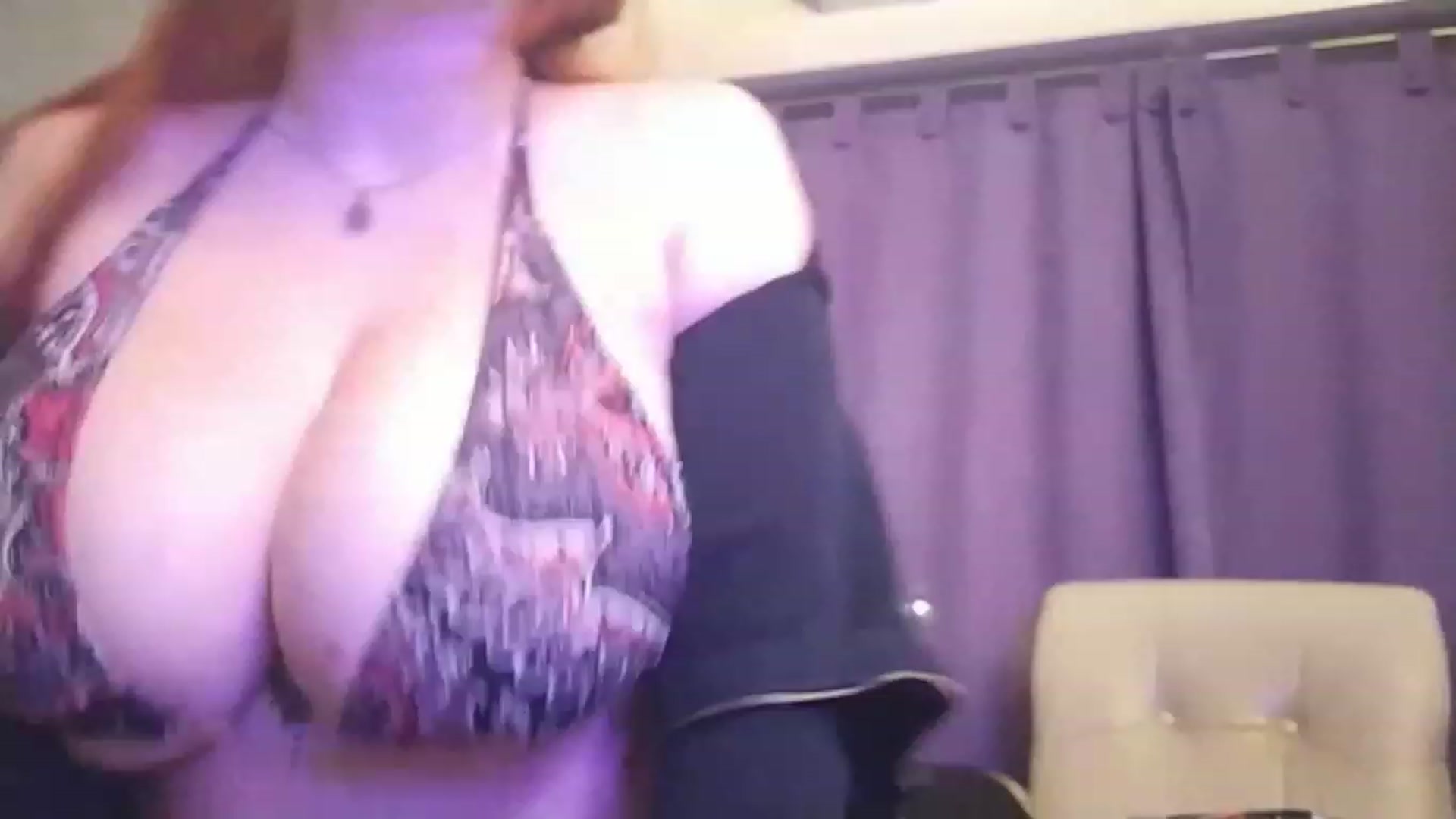 Gallery image thumbnail from BdayPanda's myfreecams stream on, 04/02/2023, 06:19 image 3 of 20