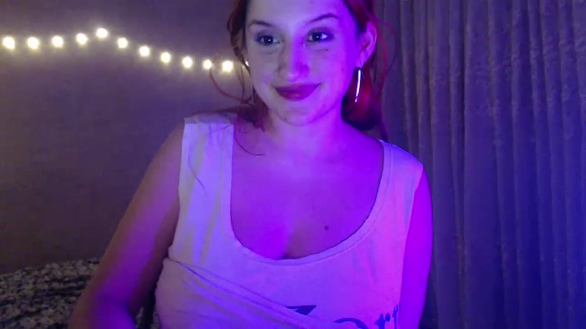 Gallery image thumbnail from BdayPanda's myfreecams stream on, 04/10/2023, 05:07 image 9 of 20