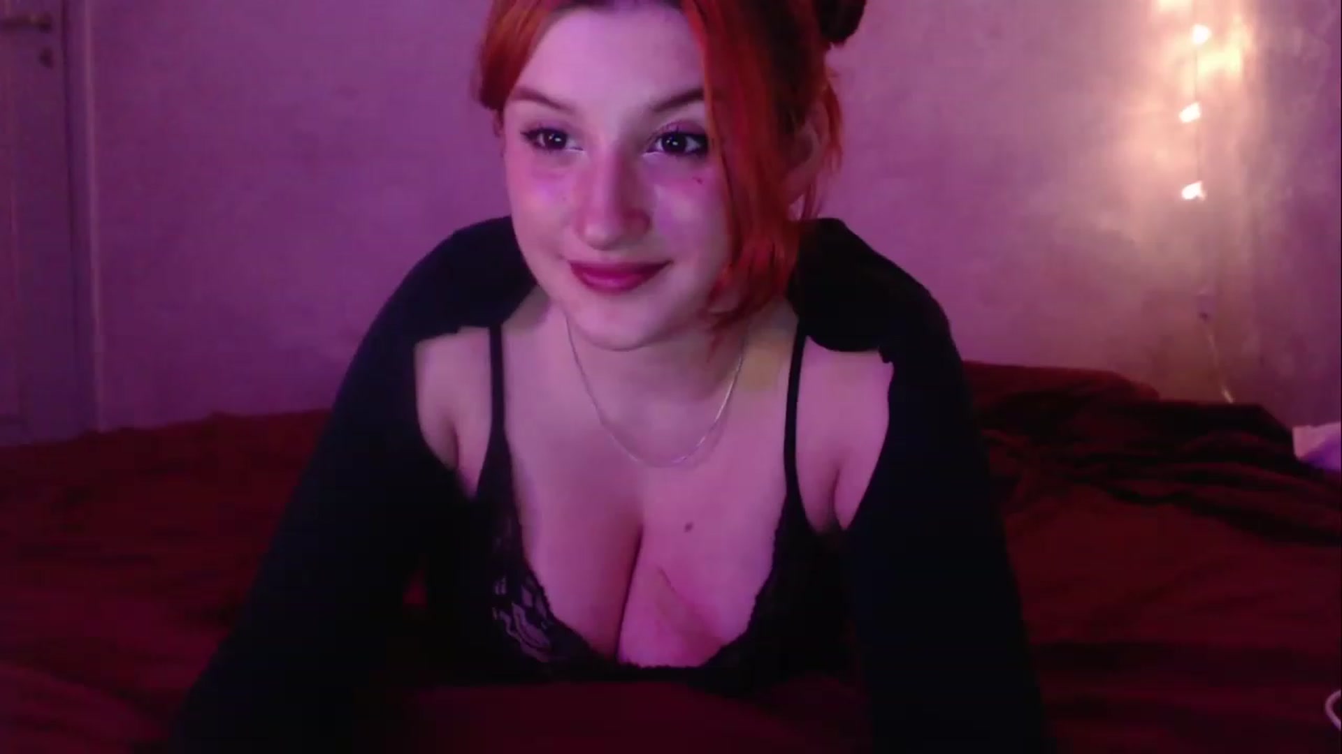 Gallery image thumbnail from BdayPanda's myfreecams stream on, 04/20/2023, 07:09 image 13 of 20