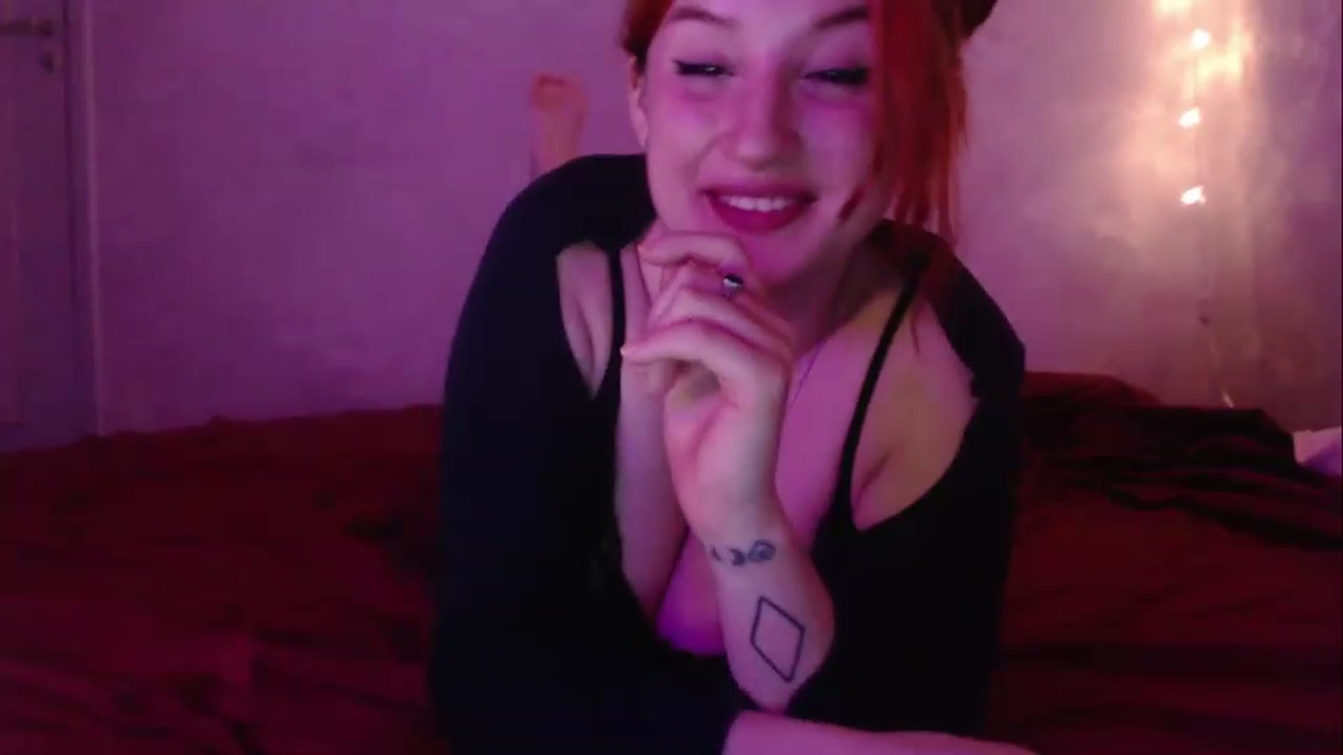 Gallery image thumbnail from BdayPanda's myfreecams stream on, 04/20/2023, 07:09 image 16 of 20