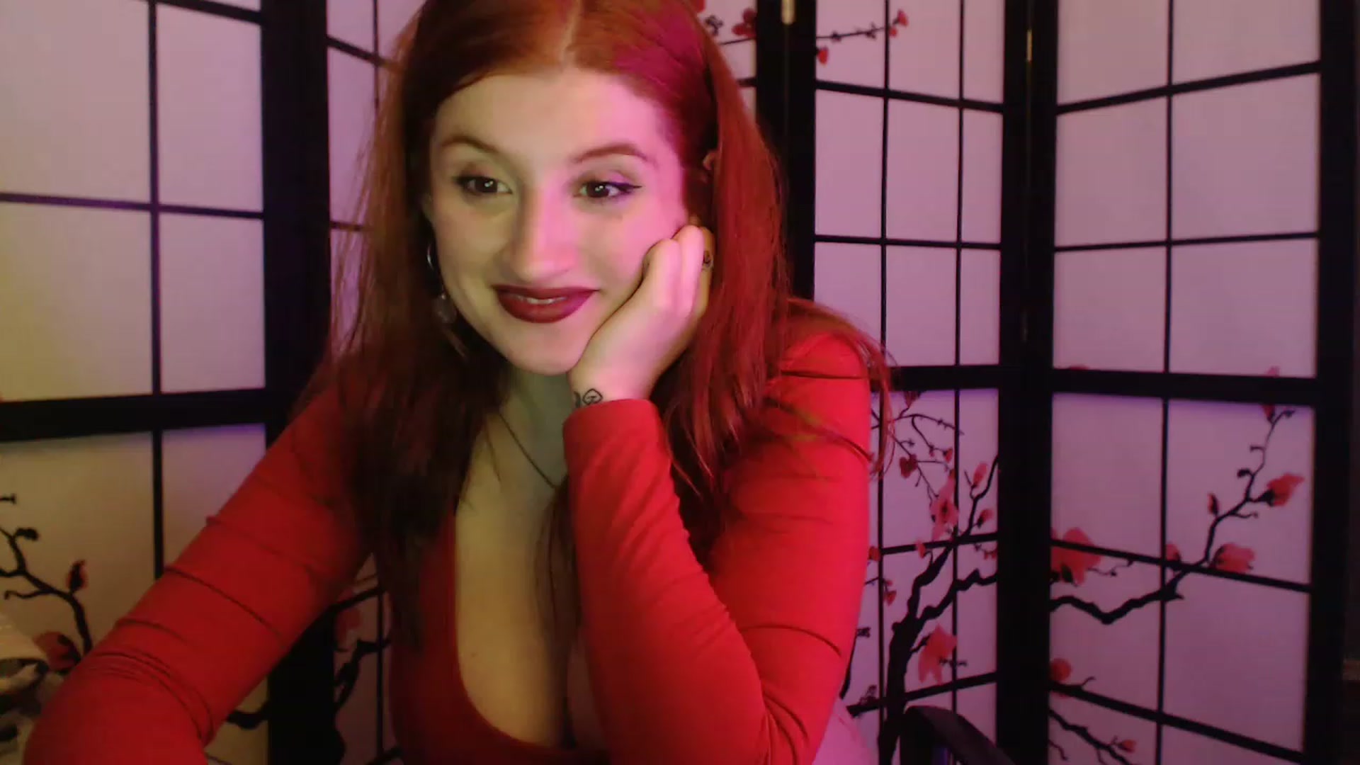 Gallery image thumbnail from BdayPanda's myfreecams stream on, 06/19/2023, 05:13 image 17 of 20