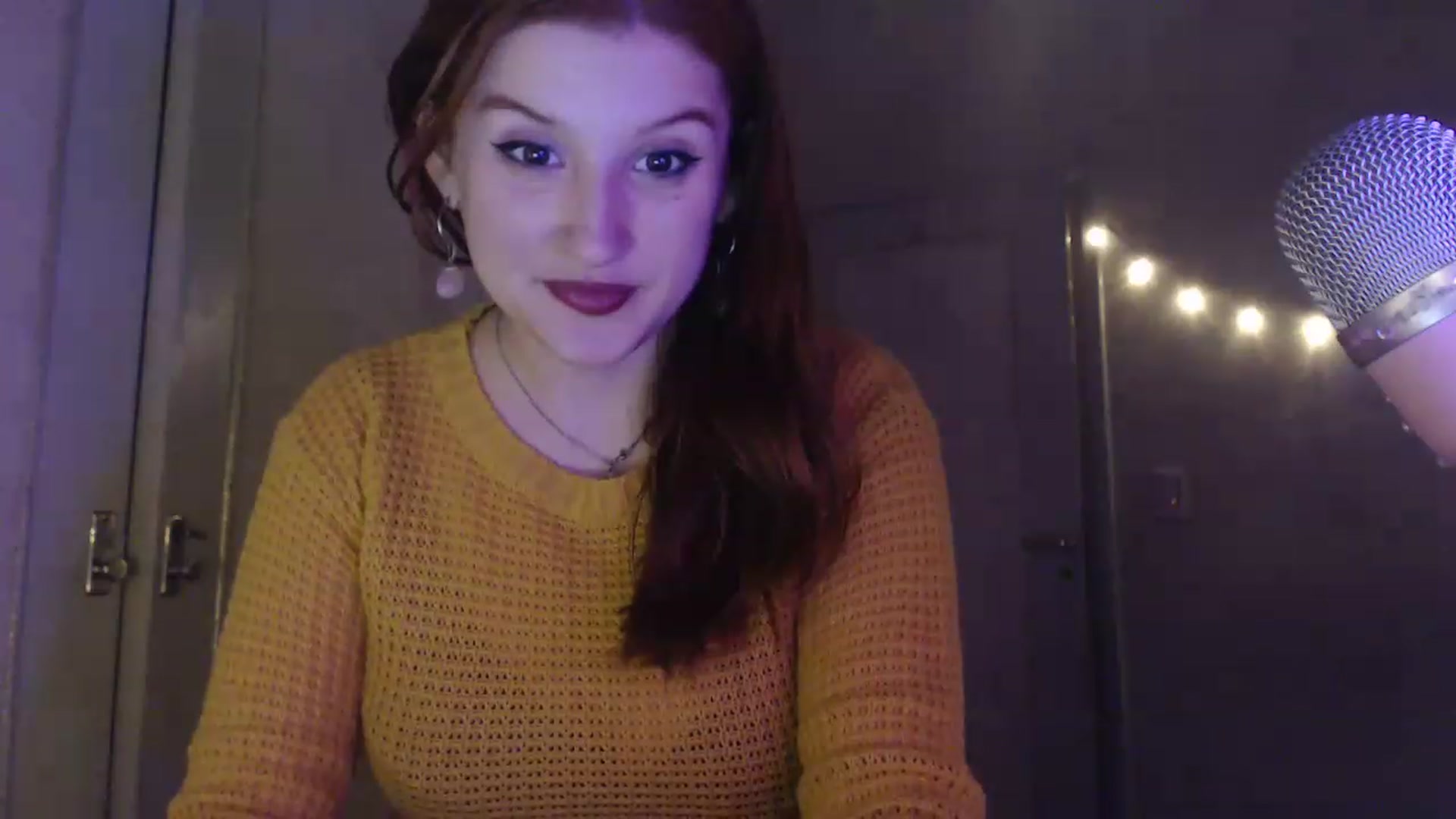 Gallery image thumbnail from BdayPanda's myfreecams stream on, 06/21/2023, 06:18 image 11 of 20