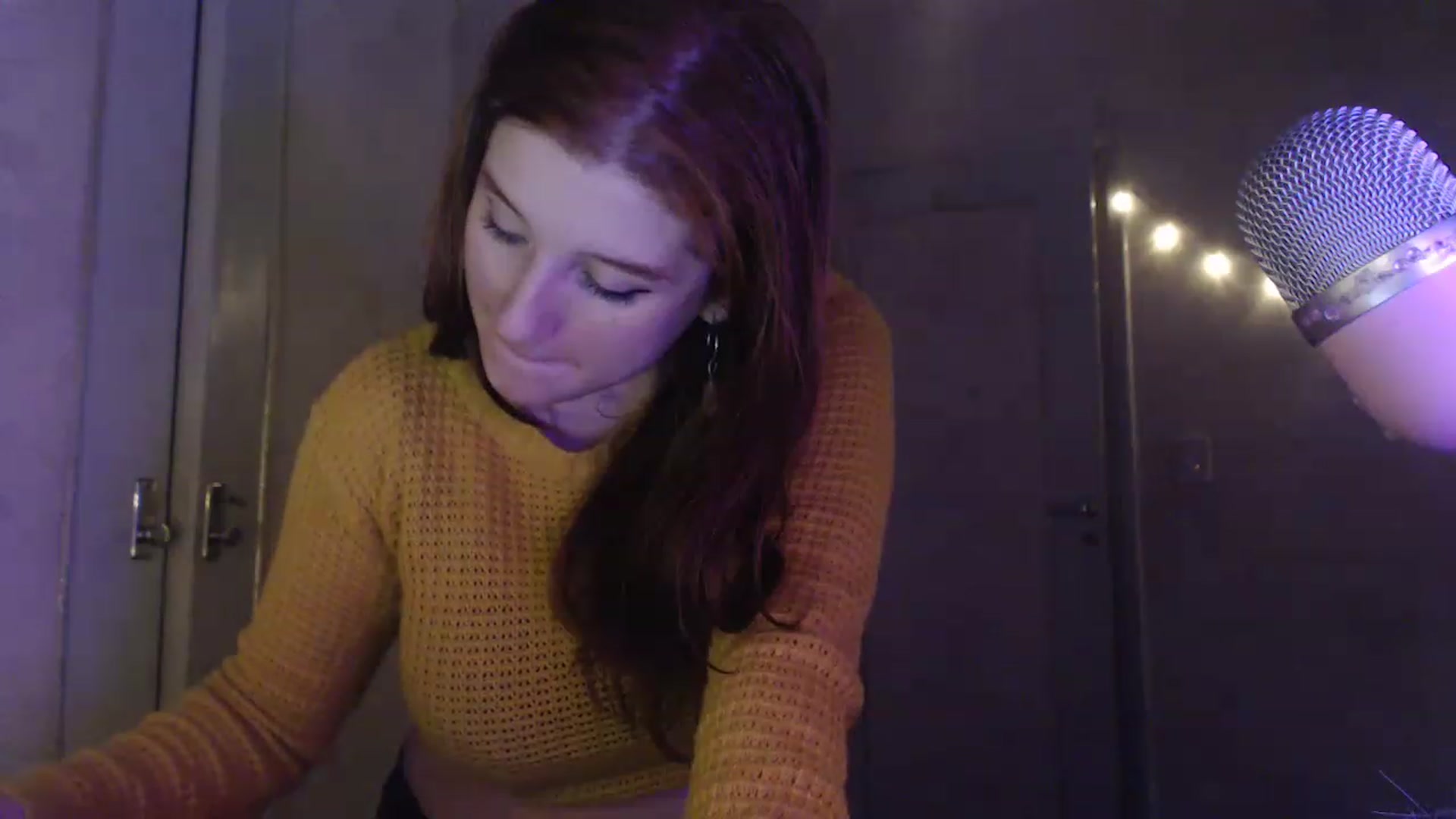 Gallery image thumbnail from BdayPanda's myfreecams stream on, 06/21/2023, 06:18 image 17 of 20