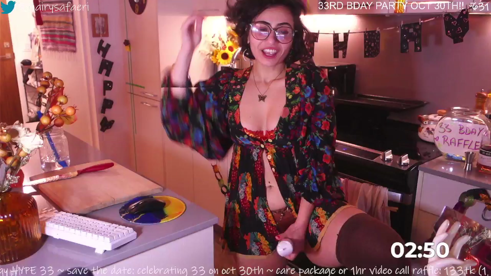 Gallery image thumbnail from BdaySafaeri's myfreecams stream on, 10/28/2025, 19:01 image 7 of 20