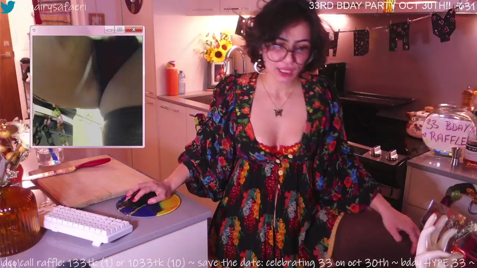 Gallery image thumbnail from BdaySafaeri's myfreecams stream on, 10/28/2025, 19:01 image 6 of 20