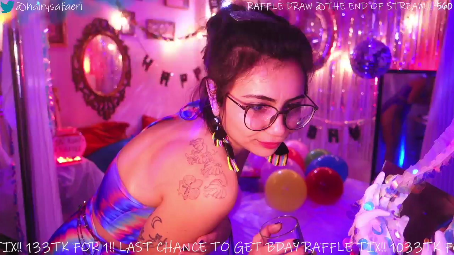 Gallery image thumbnail from BdaySafaeri's myfreecams stream on, 10/30/2025, 21:57 image 18 of 20