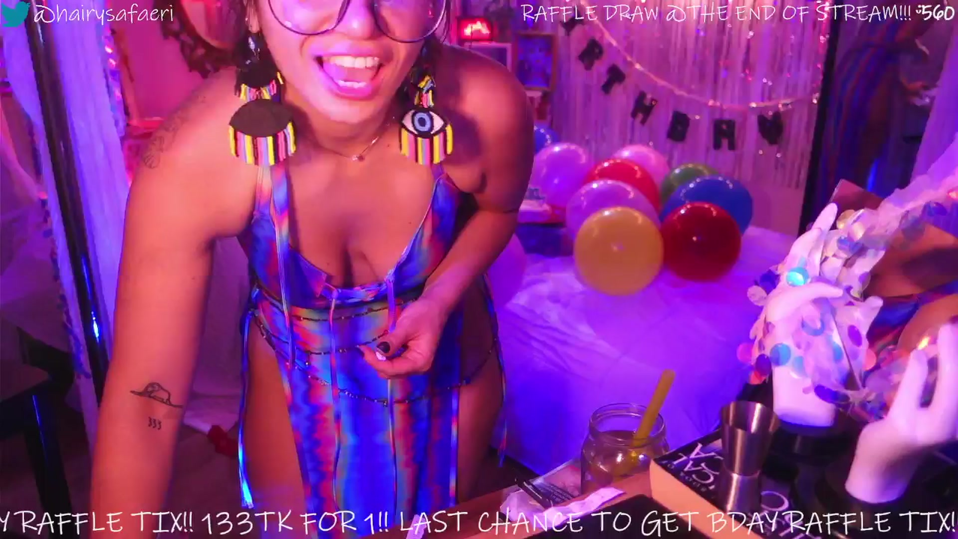 Gallery image thumbnail from BdaySafaeri's myfreecams stream on, 10/30/2025, 21:57 image 15 of 20