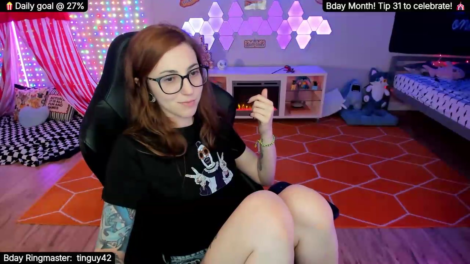 Gallery image thumbnail from BdayShark's myfreecams stream on, 09/27/2026, 08:04 image 7 of 20