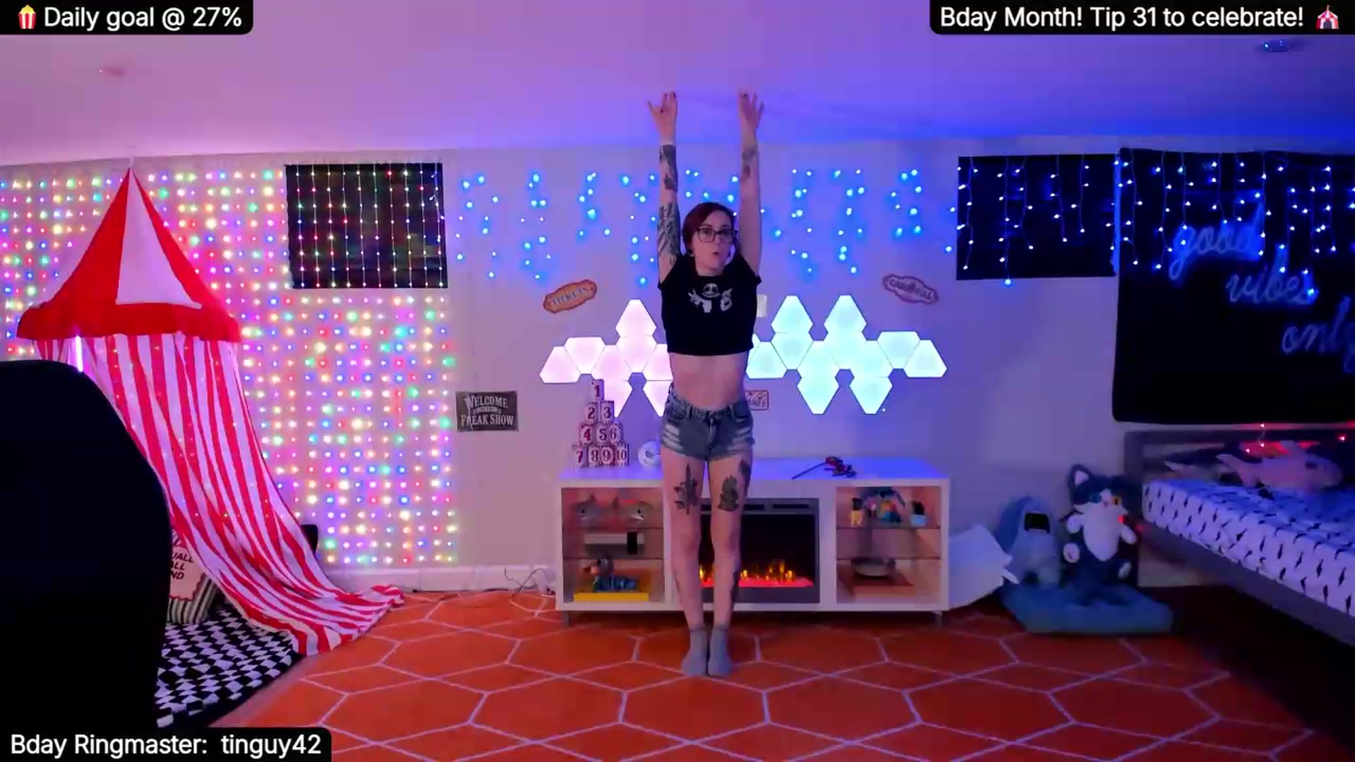 Gallery image thumbnail from BdayShark's myfreecams stream on, 09/27/2026, 08:04 image 8 of 20