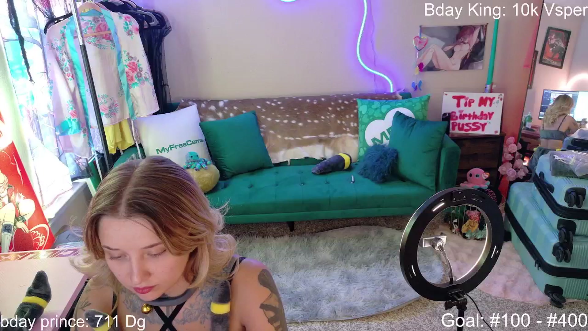 Gallery image thumbnail from BdaySquid's myfreecams stream on, 07/06/2025, 20:43 image 13 of 20