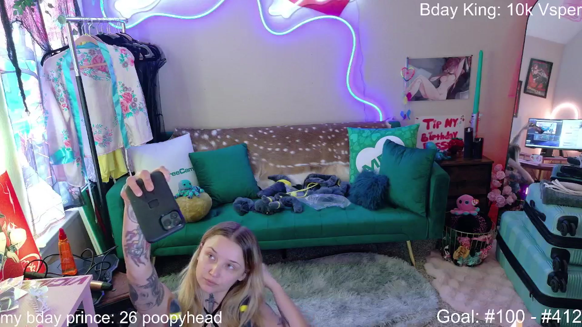 Gallery image thumbnail from BdaySquid's myfreecams stream on, 07/06/2025, 20:43 image 5 of 20