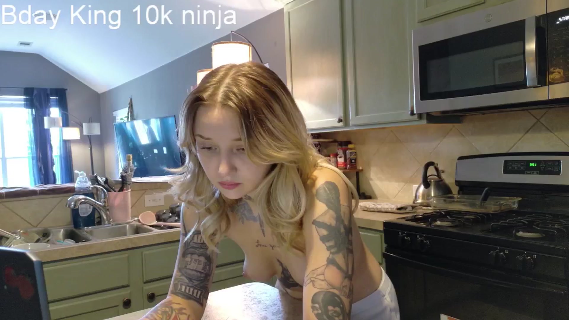 Gallery image thumbnail from BdaySquid's myfreecams stream on, 07/06/2025, 23:27 image 2 of 20
