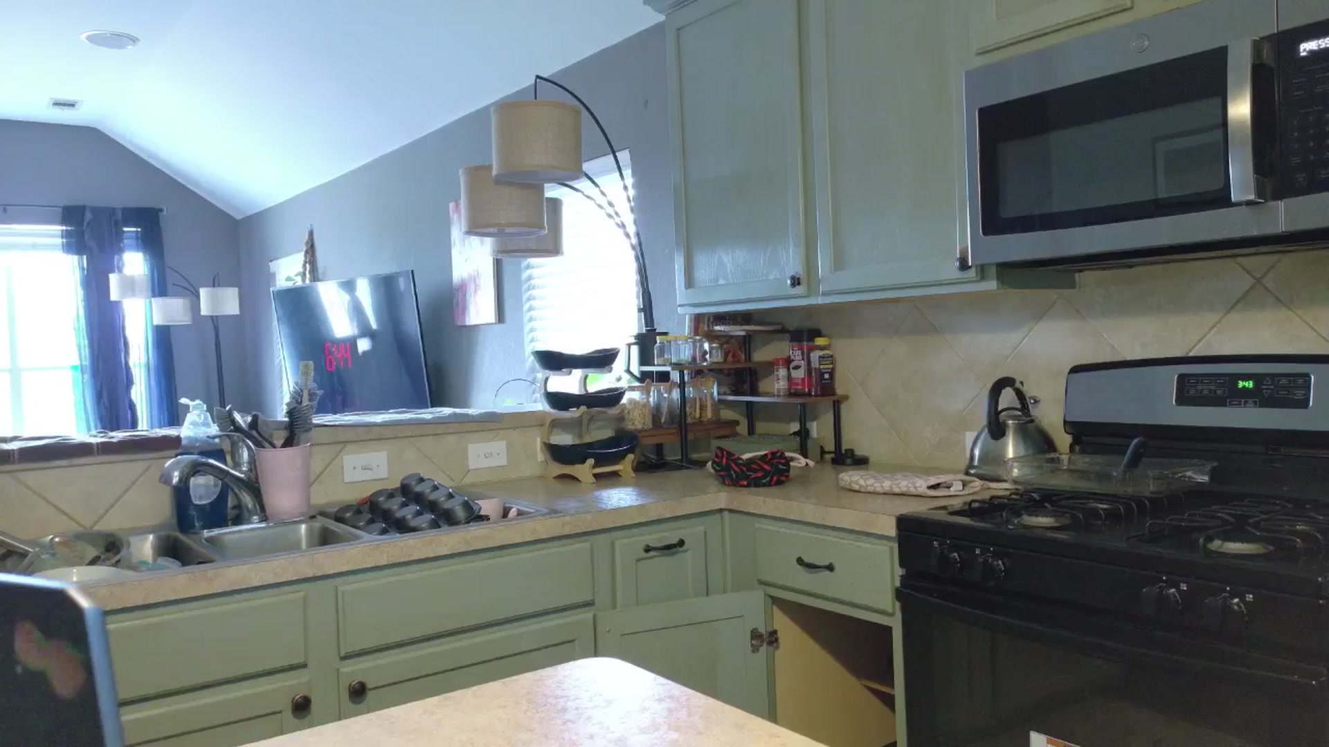 Gallery image thumbnail from BdaySquid's myfreecams stream on, 07/06/2025, 23:27 image 1 of 20