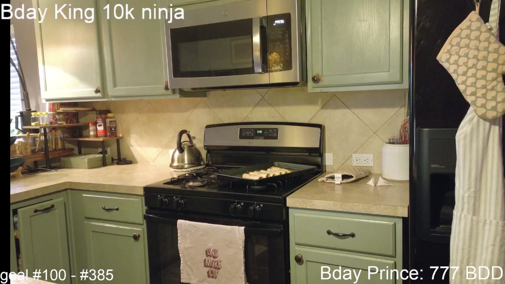 Gallery image thumbnail from BdaySquid's myfreecams stream on, 07/06/2025, 23:27 image 15 of 20