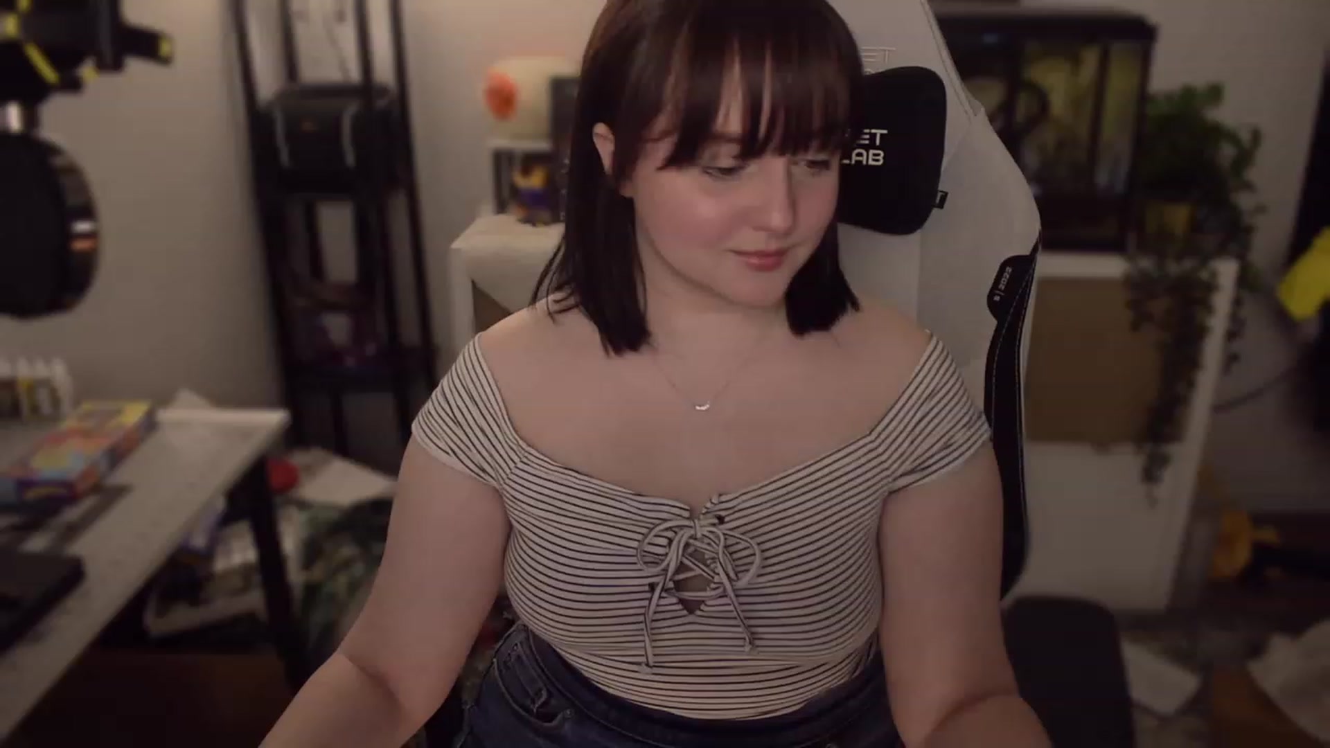 Gallery image thumbnail from BdaySquiggy's myfreecams stream on, 02/27/2023, 04:42 image 2 of 20