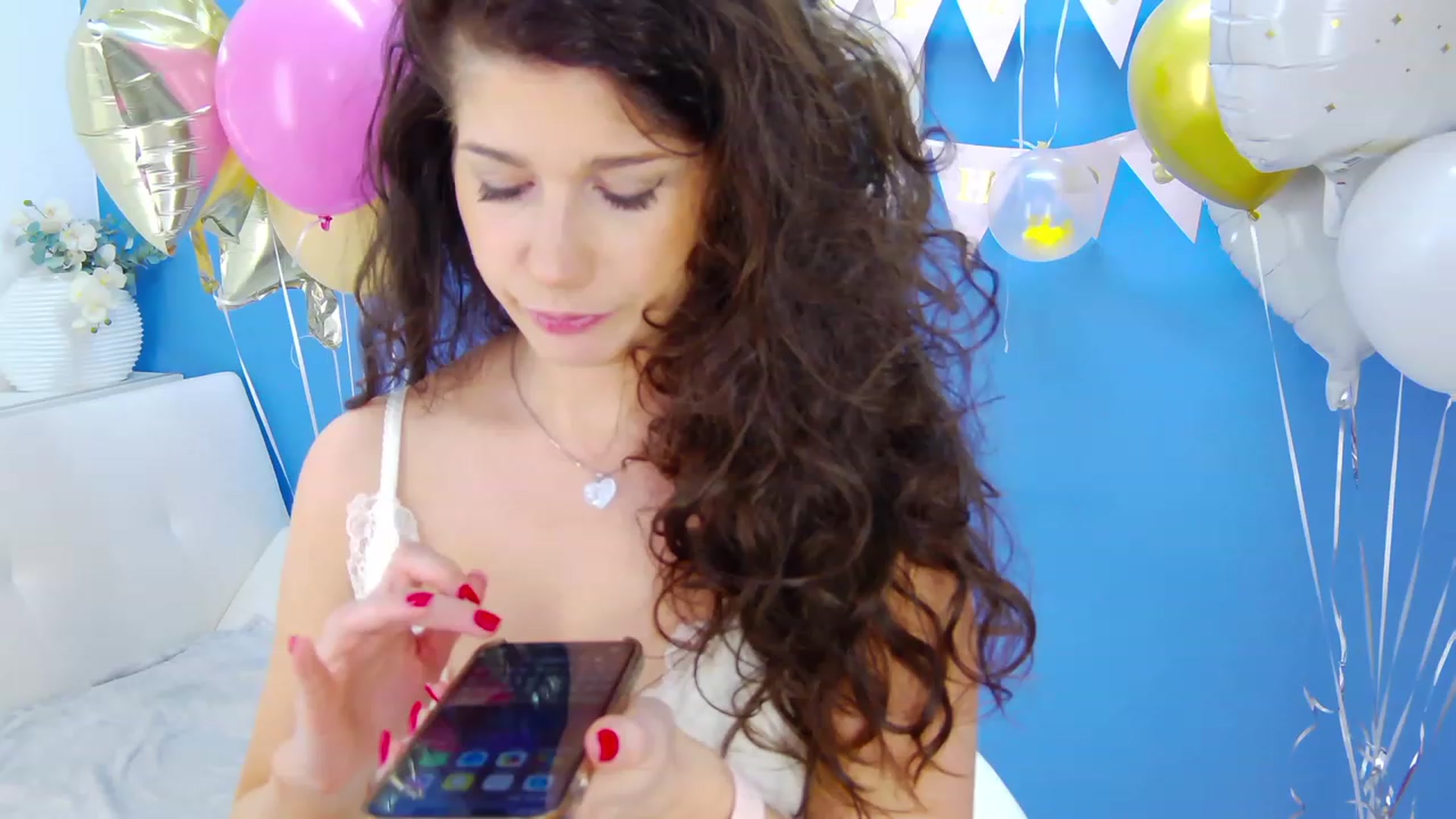 Gallery image thumbnail from BdaySquirrel's myfreecams stream on, 04/30/2023, 20:45 image 7 of 20