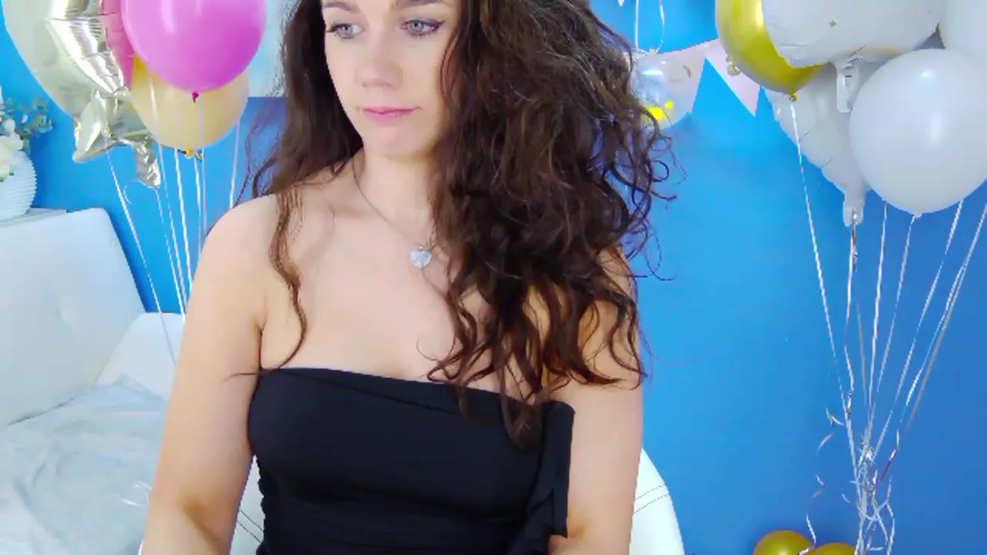 Gallery image thumbnail from BdaySquirrel's myfreecams stream on, 04/30/2023, 23:04 image 11 of 20