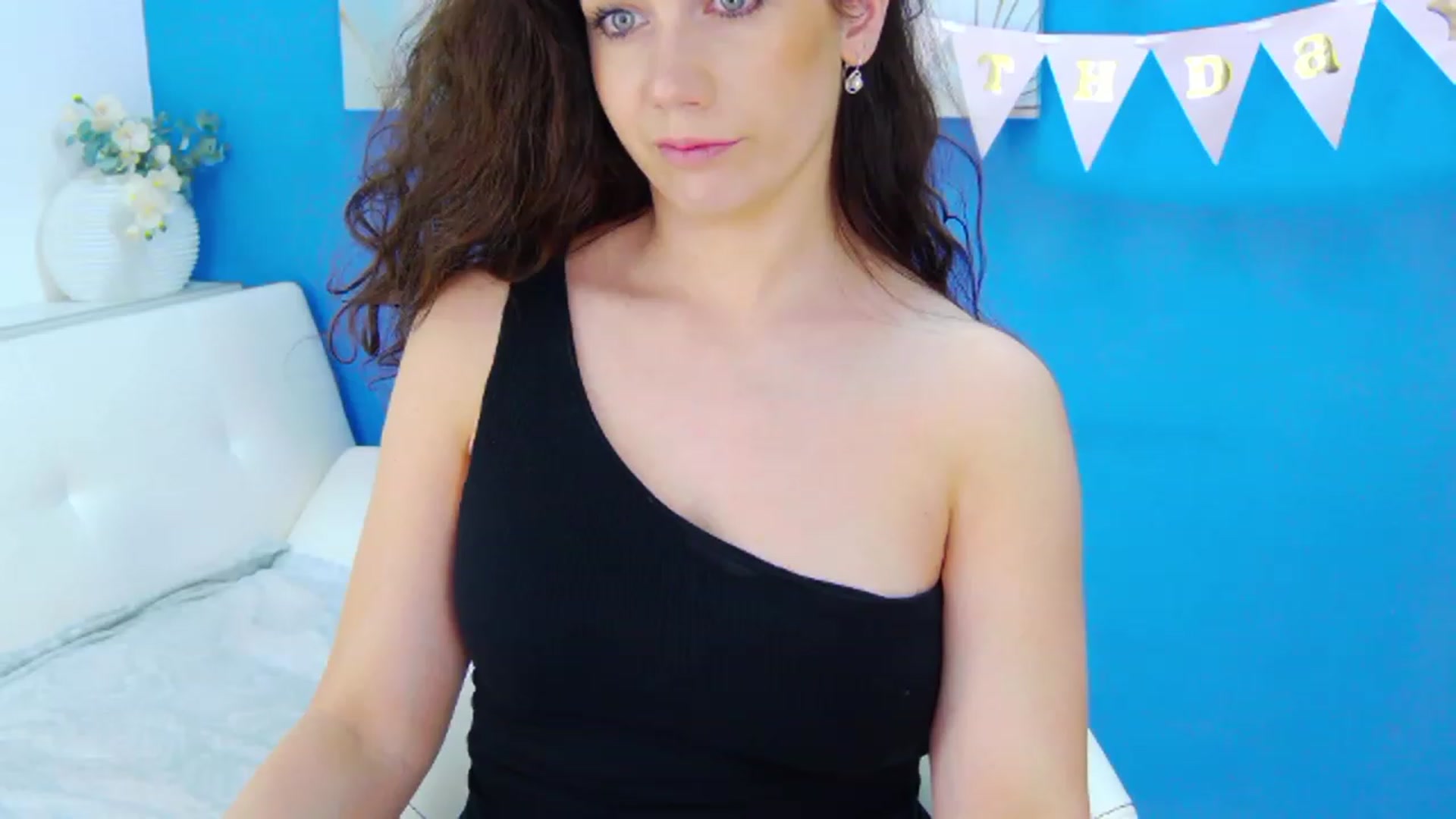 Gallery image thumbnail from BdaySquirrel's myfreecams stream on, 05/07/2023, 23:26 image 18 of 20