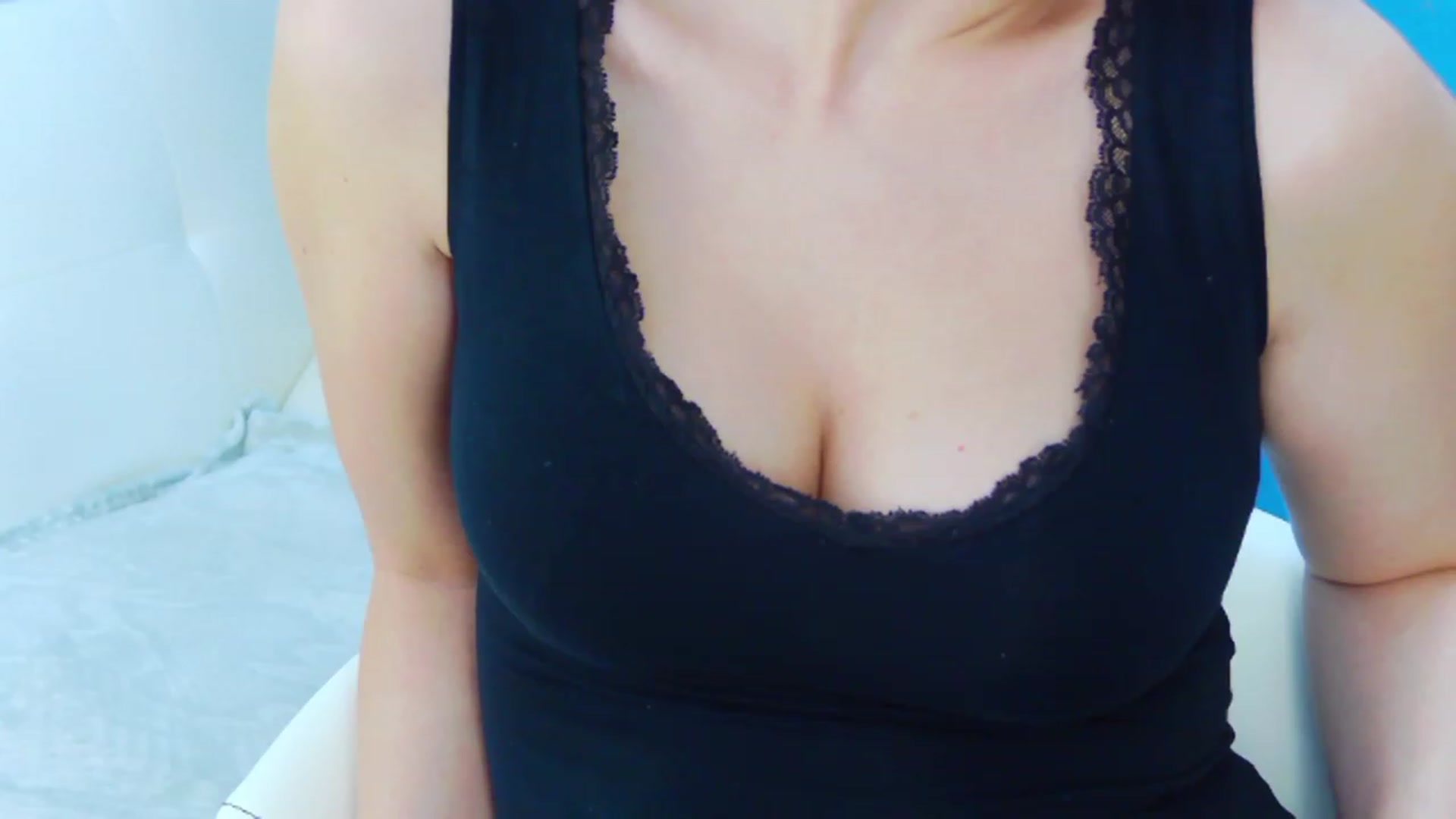 Gallery image thumbnail from BdaySquirrel's myfreecams stream on, 05/14/2023, 23:37 image 17 of 20