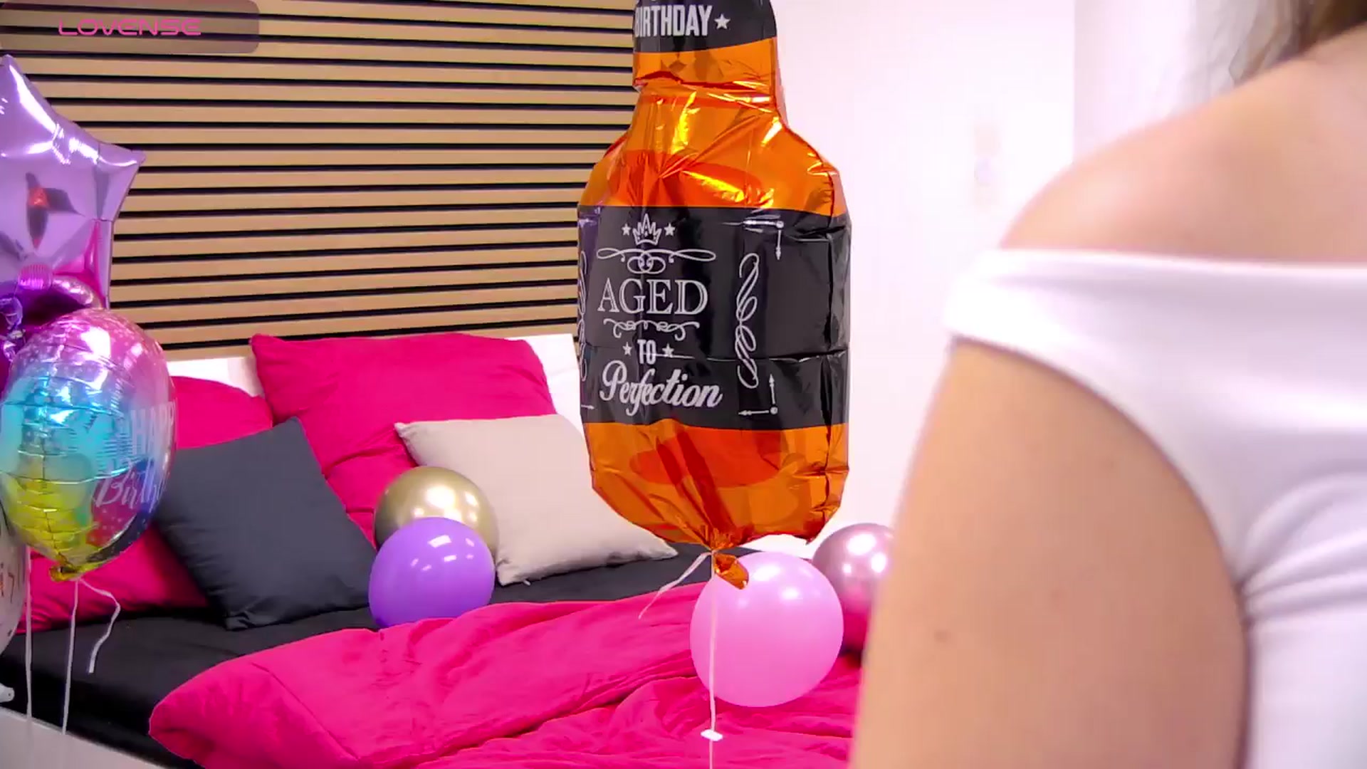 Gallery image thumbnail from BdaySquirrel's myfreecams stream on, 04/29/2025, 22:34 image 7 of 20