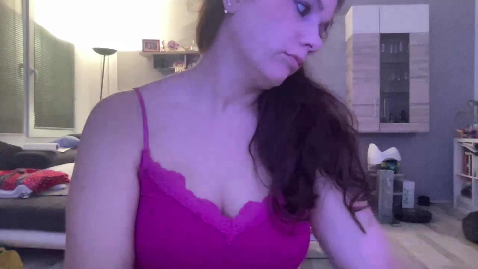 Gallery image thumbnail from BdaySquirrel's myfreecams stream on, 05/08/2026, 24:04 image 17 of 20