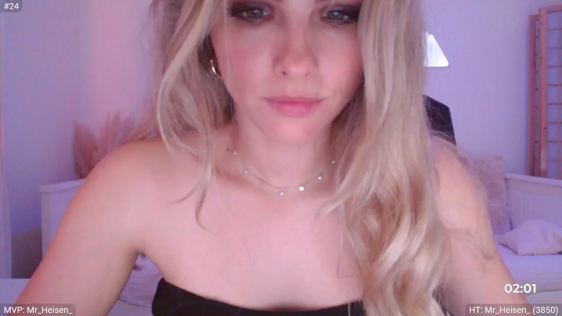 Gallery image thumbnail from BdayStacy's myfreecams stream on, 06/28/2024, 24:40 image 19 of 20