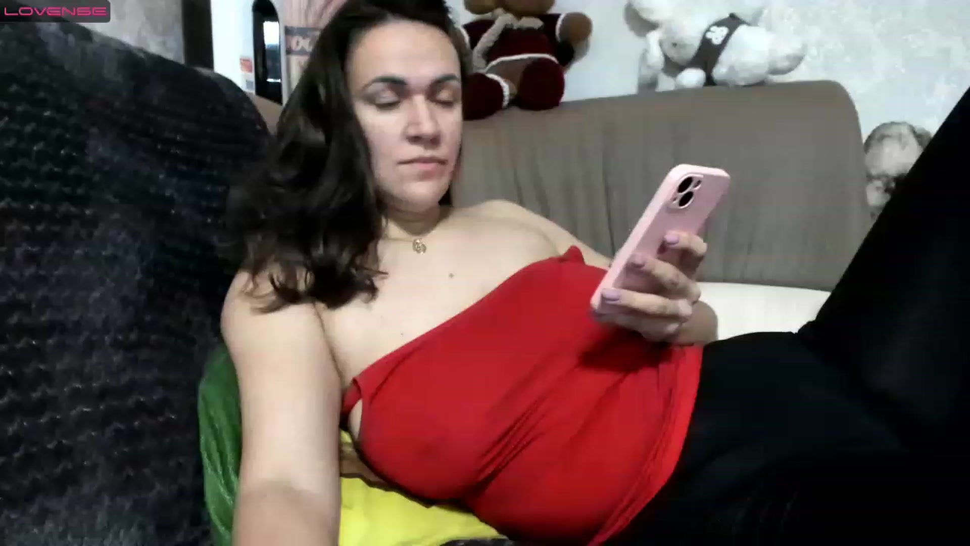 Gallery image thumbnail from BdaySweetVik's myfreecams stream on, 12/11/2022, 11:46 image 11 of 20