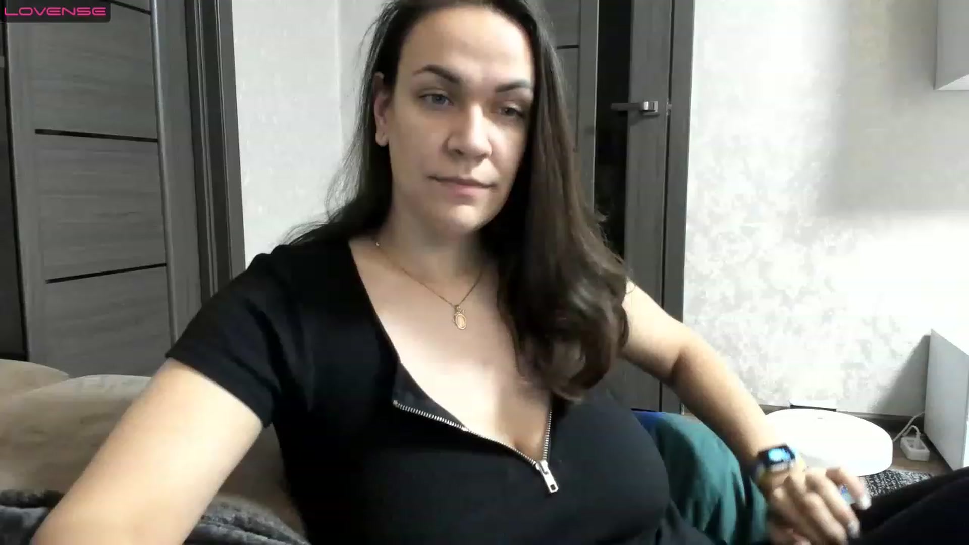 Gallery image thumbnail from BdaySweetVik's myfreecams stream on, 12/29/2022, 20:44 image 1 of 20