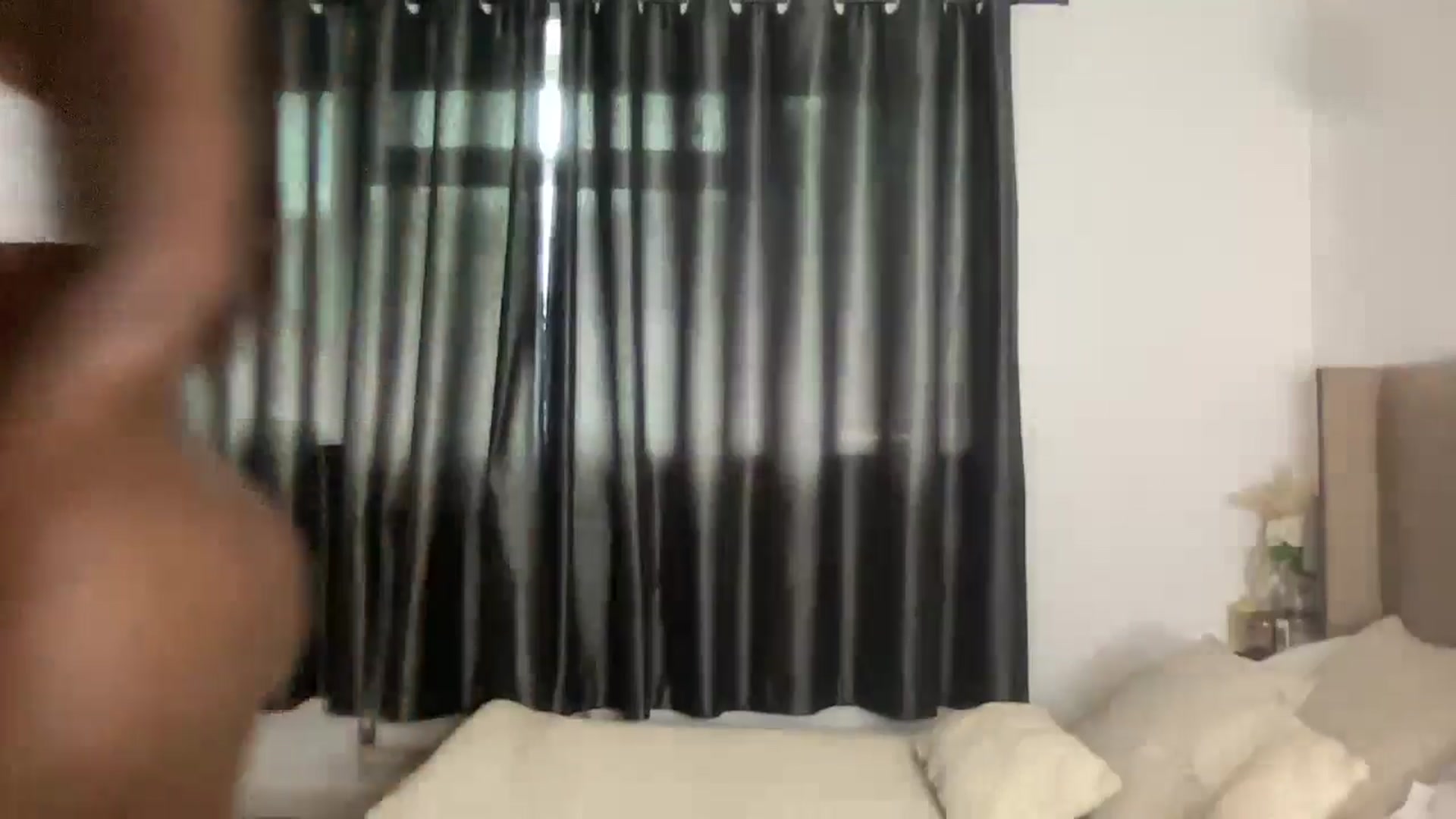 Gallery image thumbnail from BdaySweetX's myfreecams stream on, 07/10/2024, 13:45 image 13 of 20