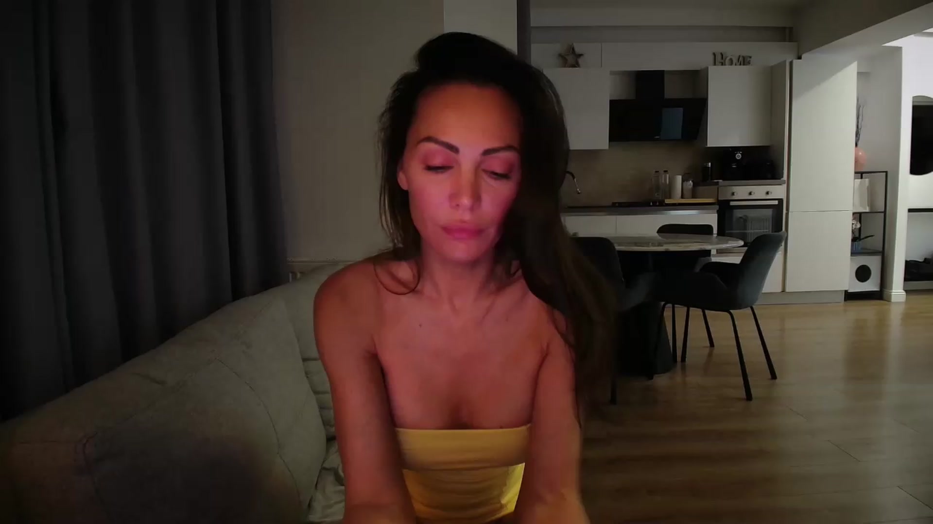 Gallery image thumbnail from BdayTease's myfreecams stream on, 07/10/2026, 23:45 image 4 of 20
