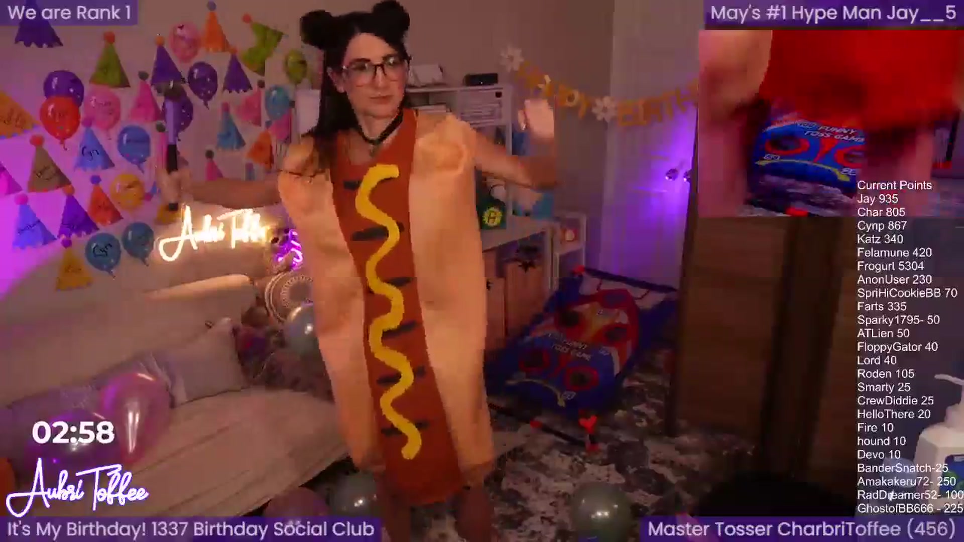 Gallery image thumbnail from BdayToffee's myfreecams stream on, 05/19/2024, 06:07 image 4 of 20