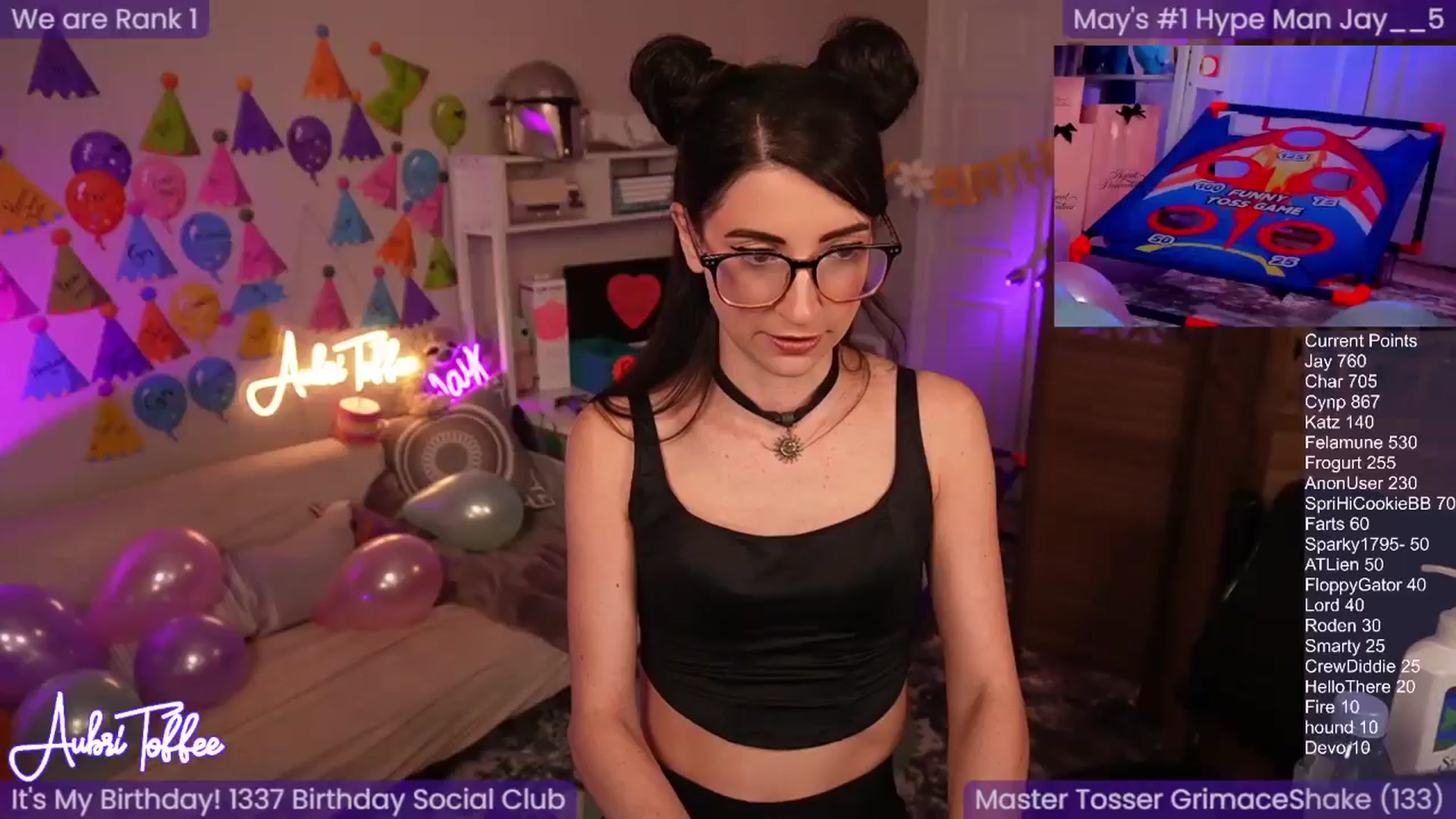 Gallery image thumbnail from BdayToffee's myfreecams stream on, 05/19/2024, 06:07 image 2 of 20
