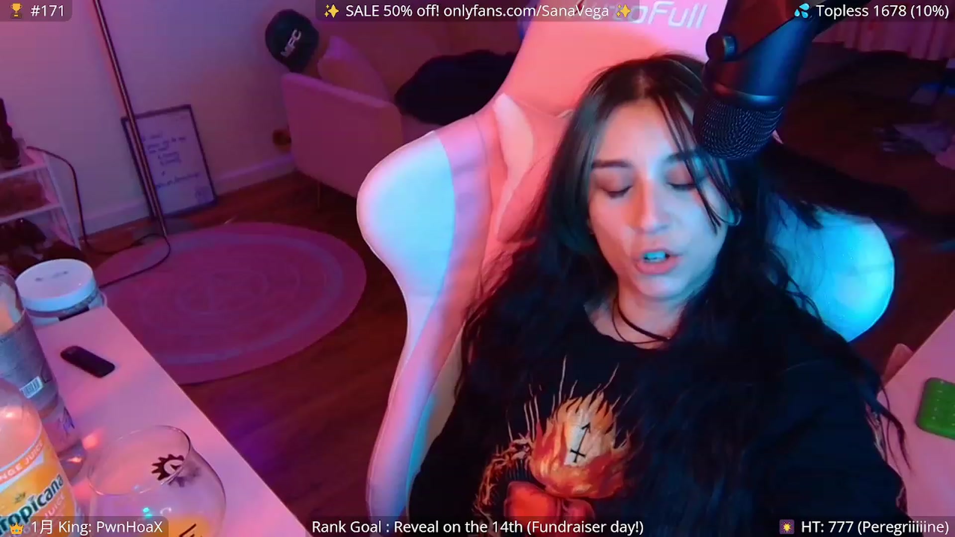 Gallery image thumbnail from BdayUkiyo's myfreecams stream on, 01/10/2023, 05:33 image 6 of 20