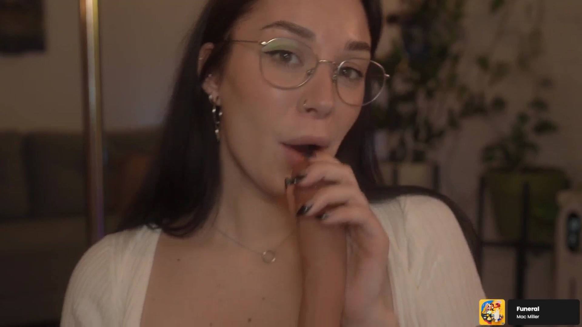 Gallery image thumbnail from BdayVibes's myfreecams stream on, 02/11/2026, 03:26 image 9 of 20