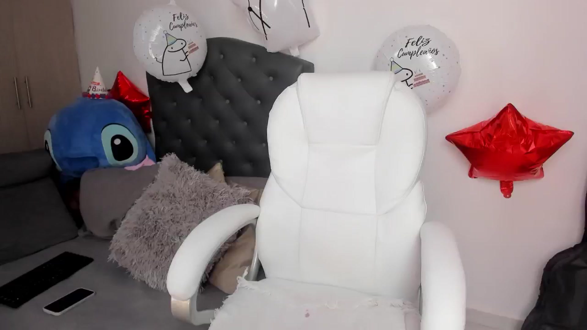 Gallery image thumbnail from BdayWhitneyR's myfreecams stream on, 05/04/2025, 14:02 image 15 of 20