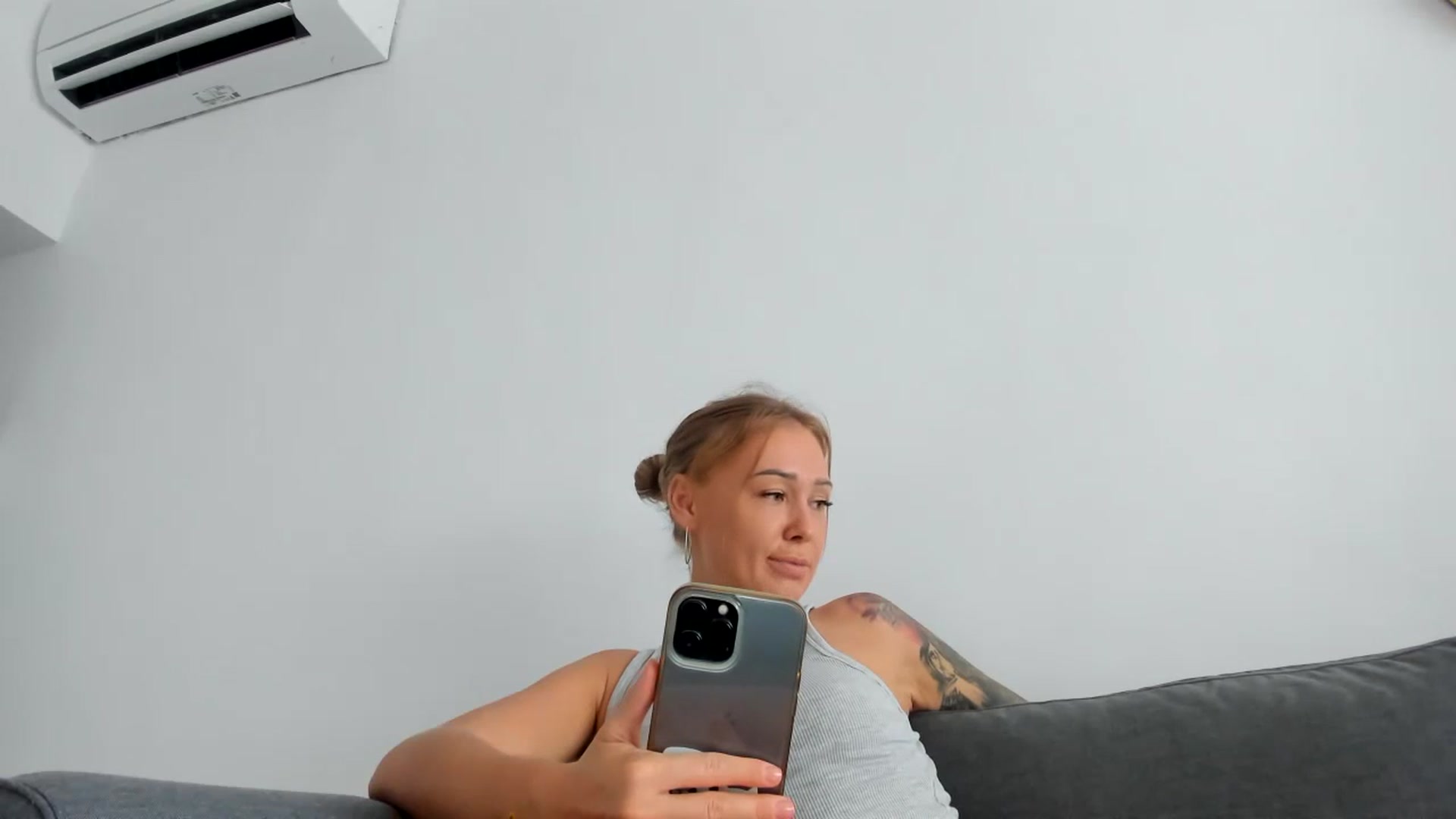 Gallery image thumbnail from BdayYas's myfreecams stream on, 09/12/2023, 17:11 image 17 of 20