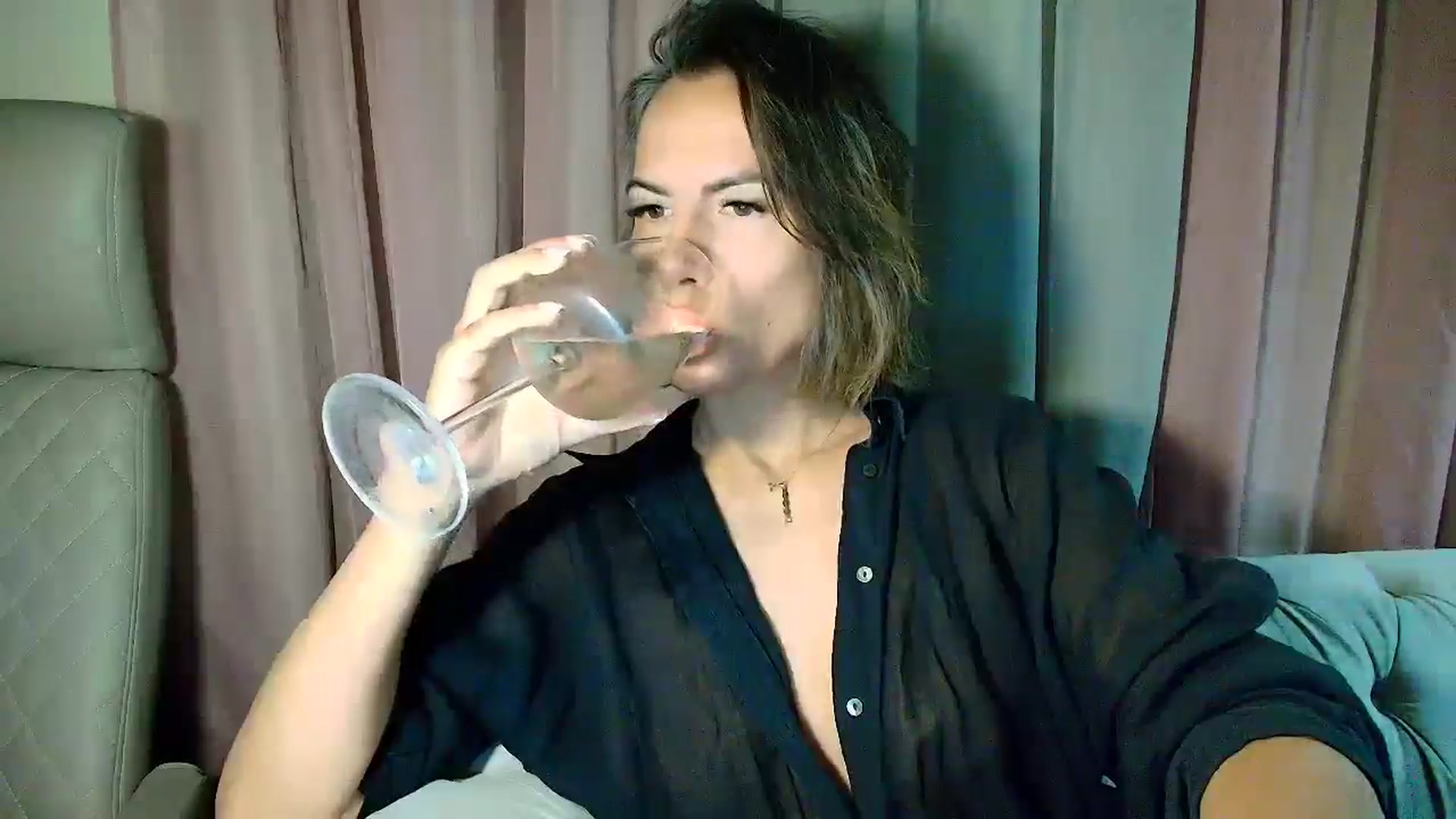 Gallery image thumbnail from Bday_Aartemis's myfreecams stream on, 07/11/2025, 24:00 image 4 of 20