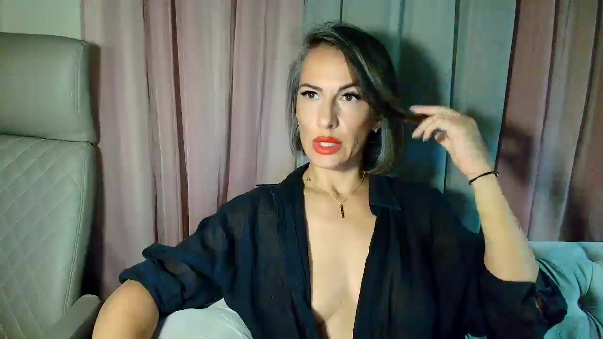 Gallery image thumbnail from Bday_Aartemis's myfreecams stream on, 07/25/2025, 24:13 image 6 of 20