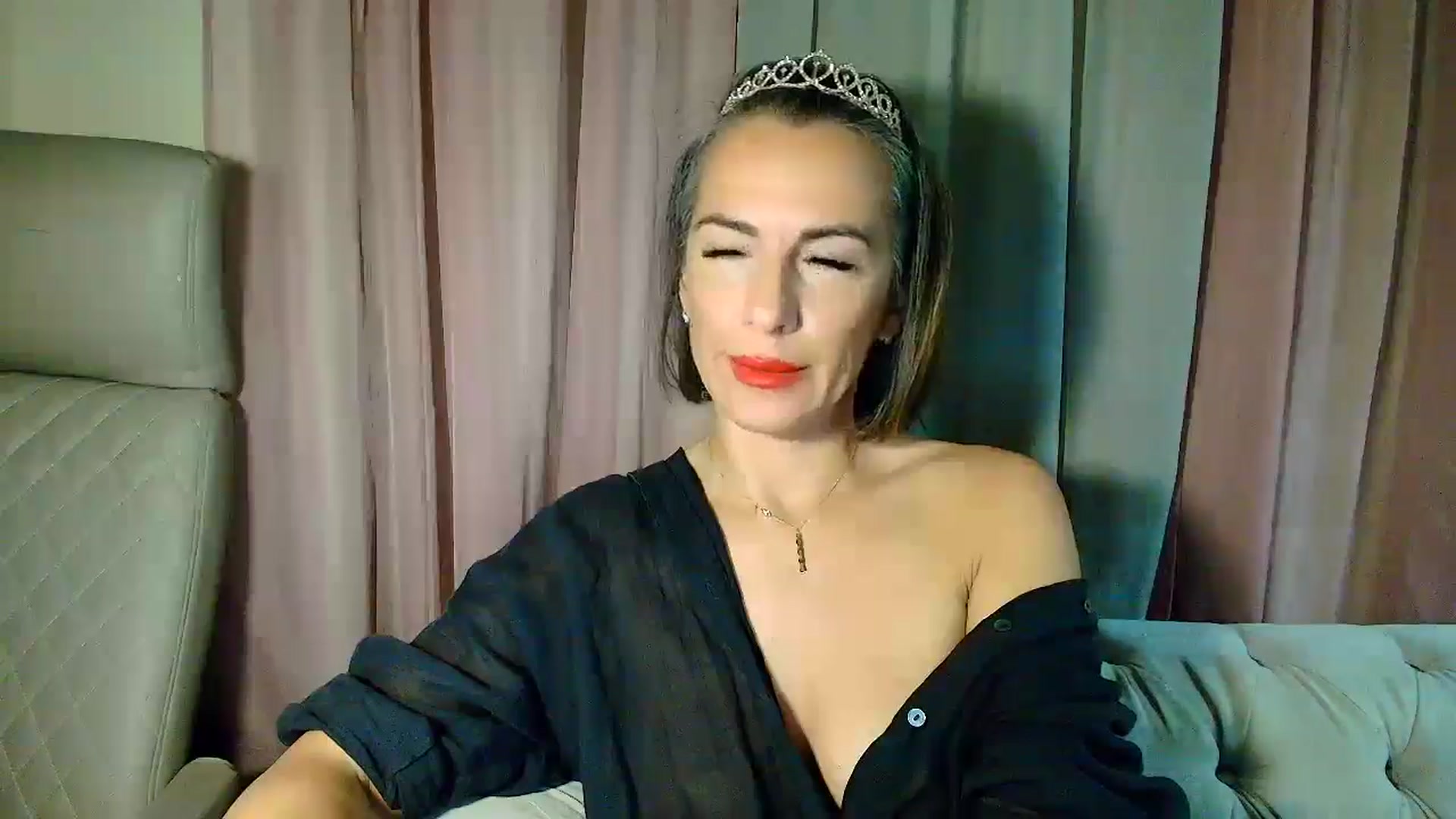 Gallery image thumbnail from Bday_Aartemis's myfreecams stream on, 07/25/2025, 02:01 image 5 of 20