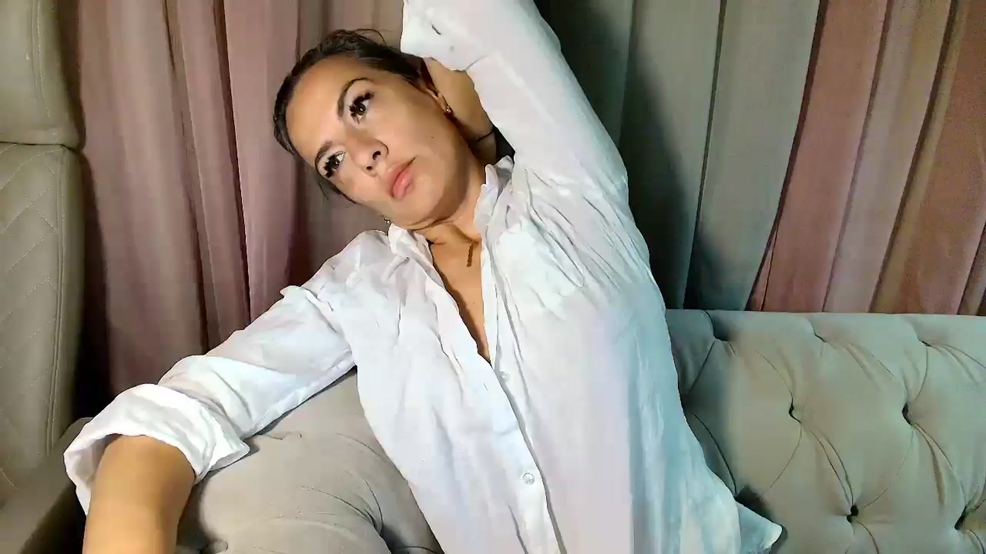 Gallery image thumbnail from Bday_Aartemis's myfreecams stream on, 08/01/2025, 03:04 image 16 of 20