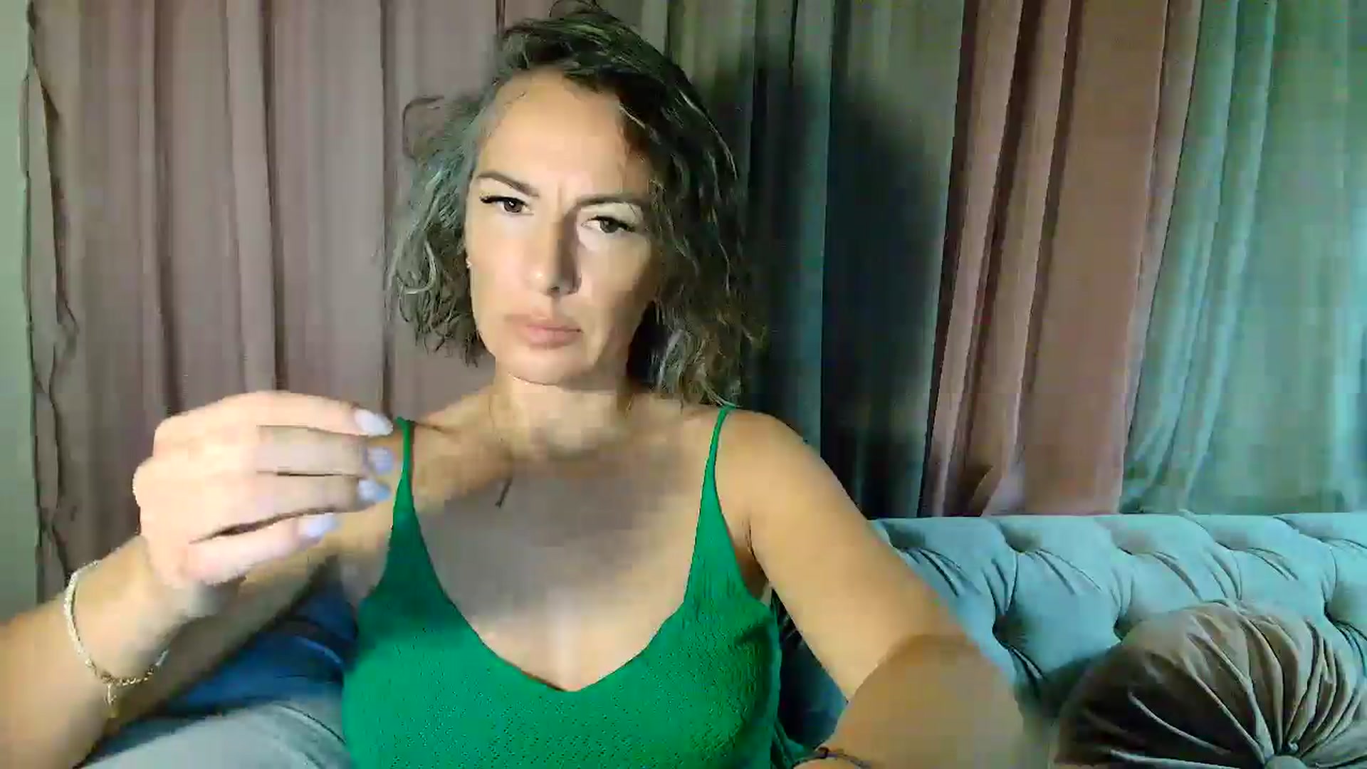 Gallery image thumbnail from Bday_Aartemis's myfreecams stream on, 08/06/2025, 03:54 image 10 of 20