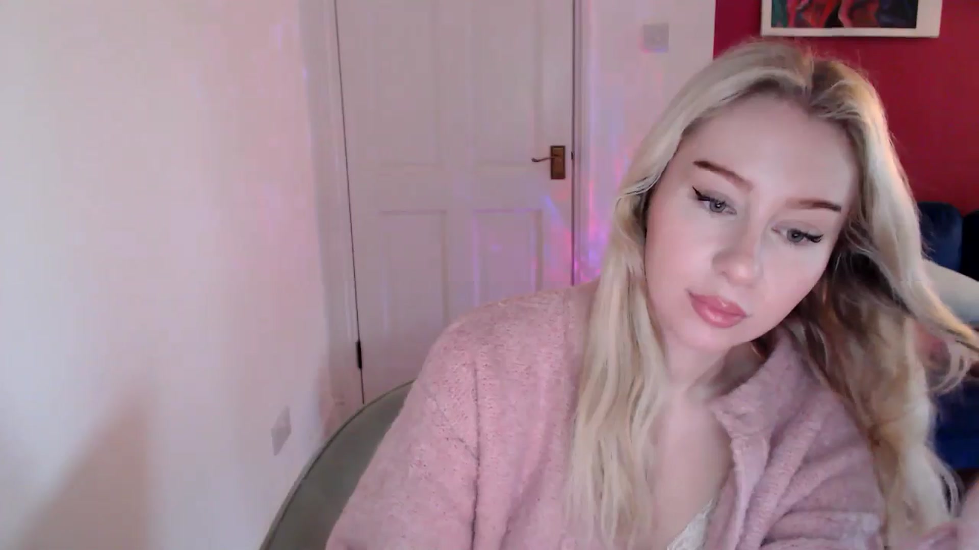 Gallery image thumbnail from Bday_Ava's myfreecams stream on, 01/01/2025, 11:55 image 9 of 20