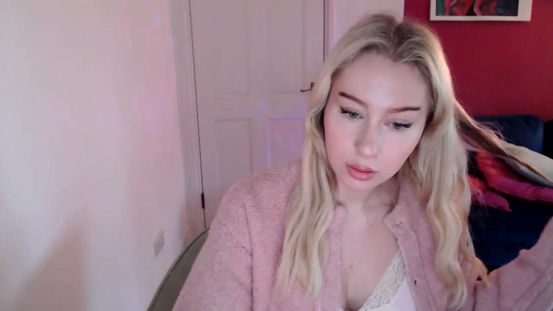 Gallery image thumbnail from Bday_Ava's myfreecams stream on, 01/01/2025, 11:55 image 10 of 20