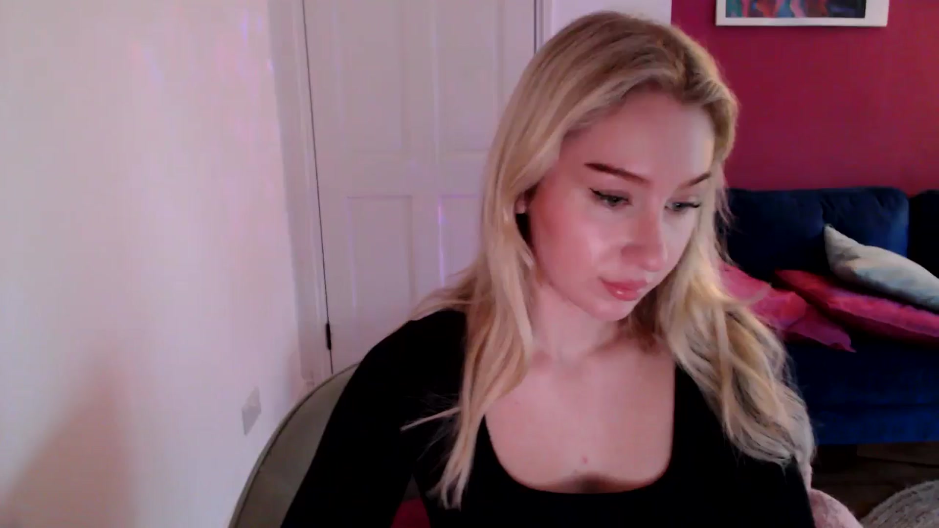 Gallery image thumbnail from Bday_Ava's myfreecams stream on, 01/01/2025, 15:10 image 1 of 20