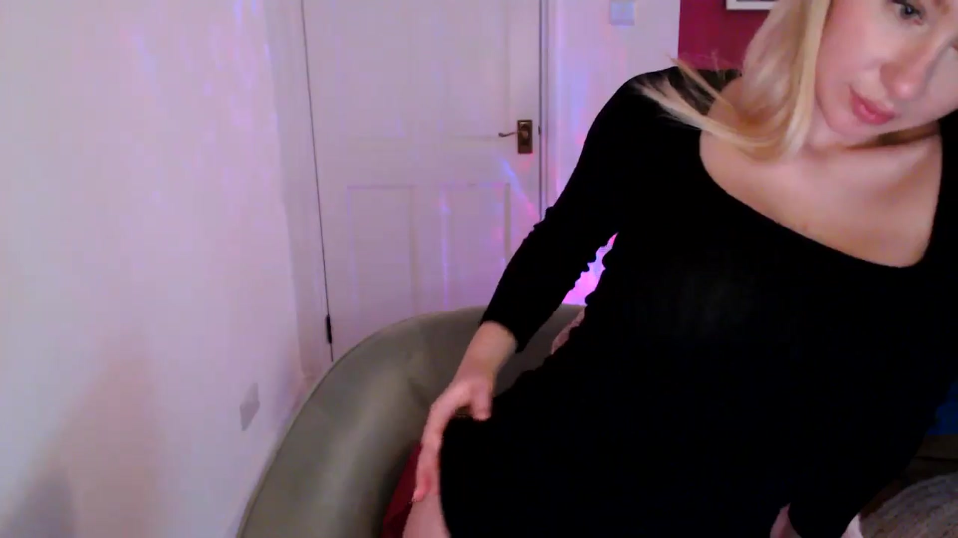 Gallery image thumbnail from Bday_Ava's myfreecams stream on, 01/01/2025, 15:10 image 13 of 20