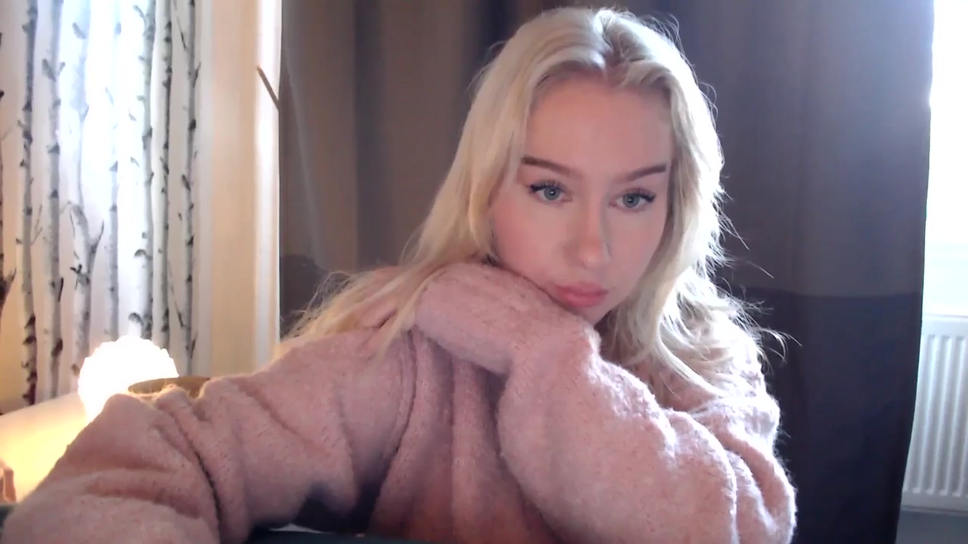 Gallery image thumbnail from Bday_Ava's myfreecams stream on, 01/09/2025, 10:39 image 6 of 20