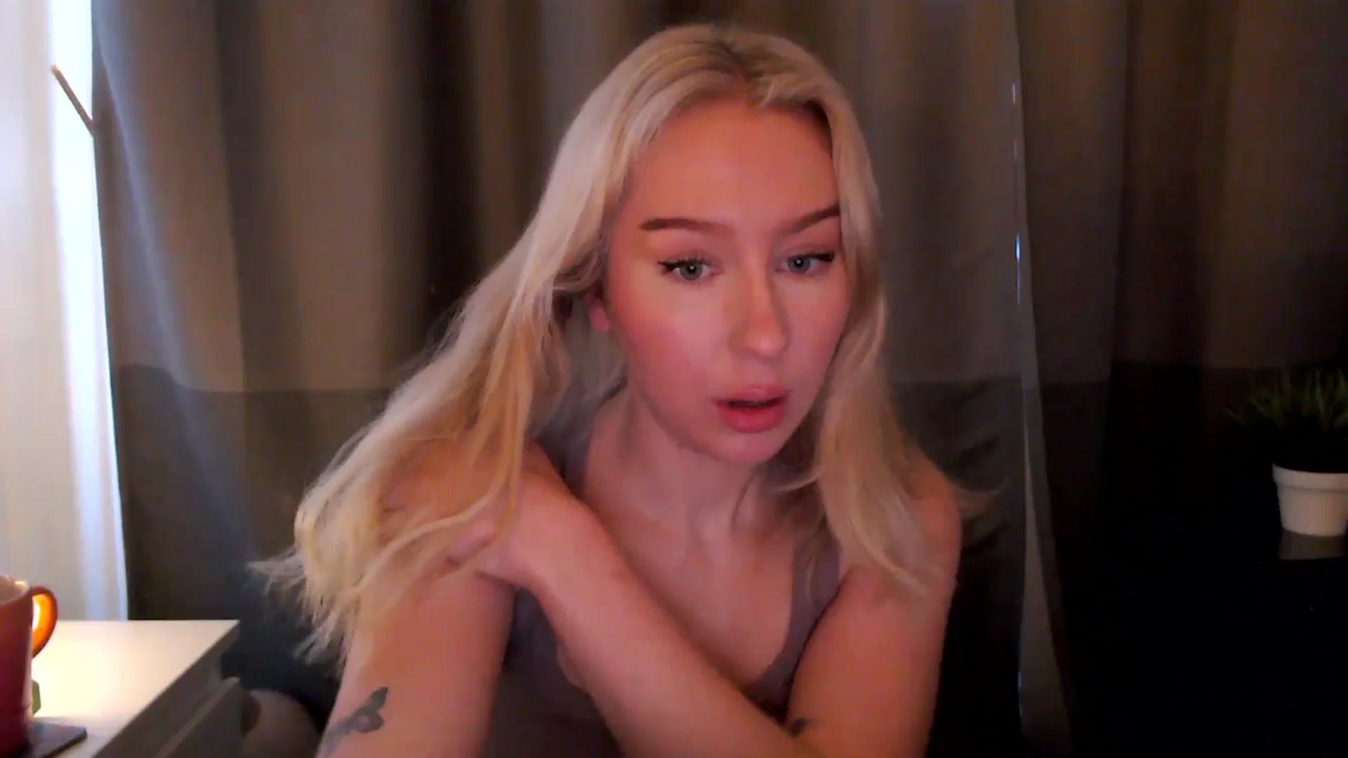 Gallery image thumbnail from Bday_Ava's myfreecams stream on, 01/09/2025, 10:39 image 18 of 20