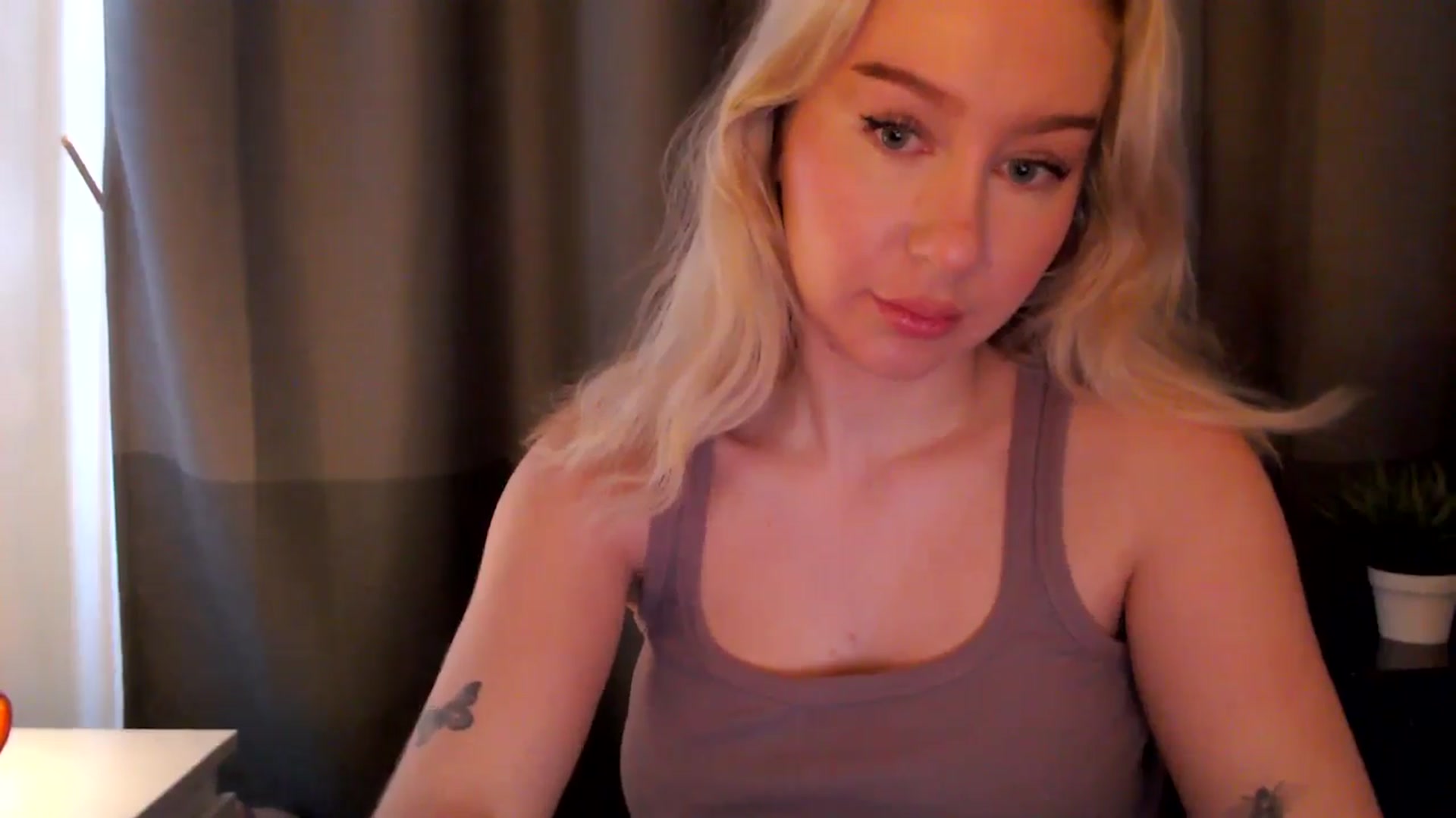 Gallery image thumbnail from Bday_Ava's myfreecams stream on, 01/09/2025, 10:39 image 14 of 20