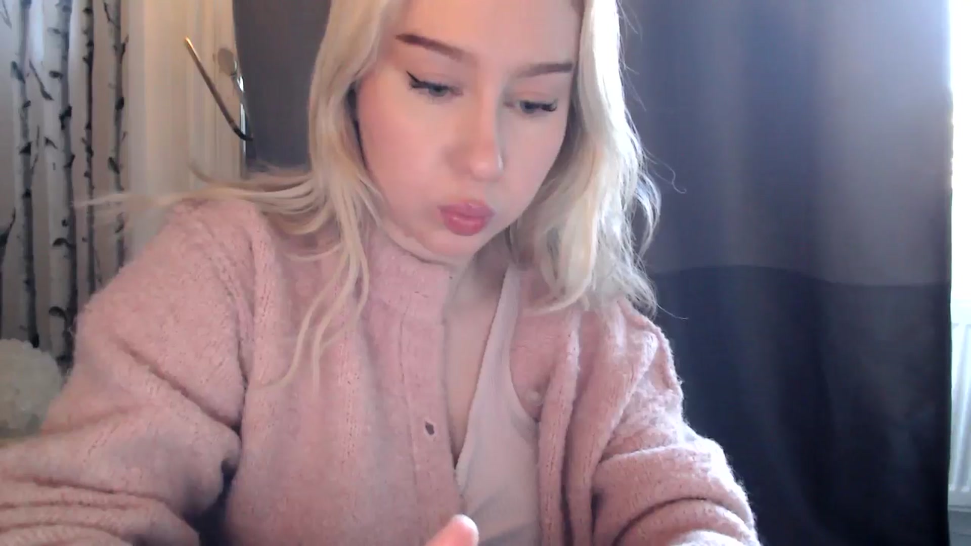 Gallery image thumbnail from Bday_Ava's myfreecams stream on, 01/09/2025, 13:50 image 11 of 20